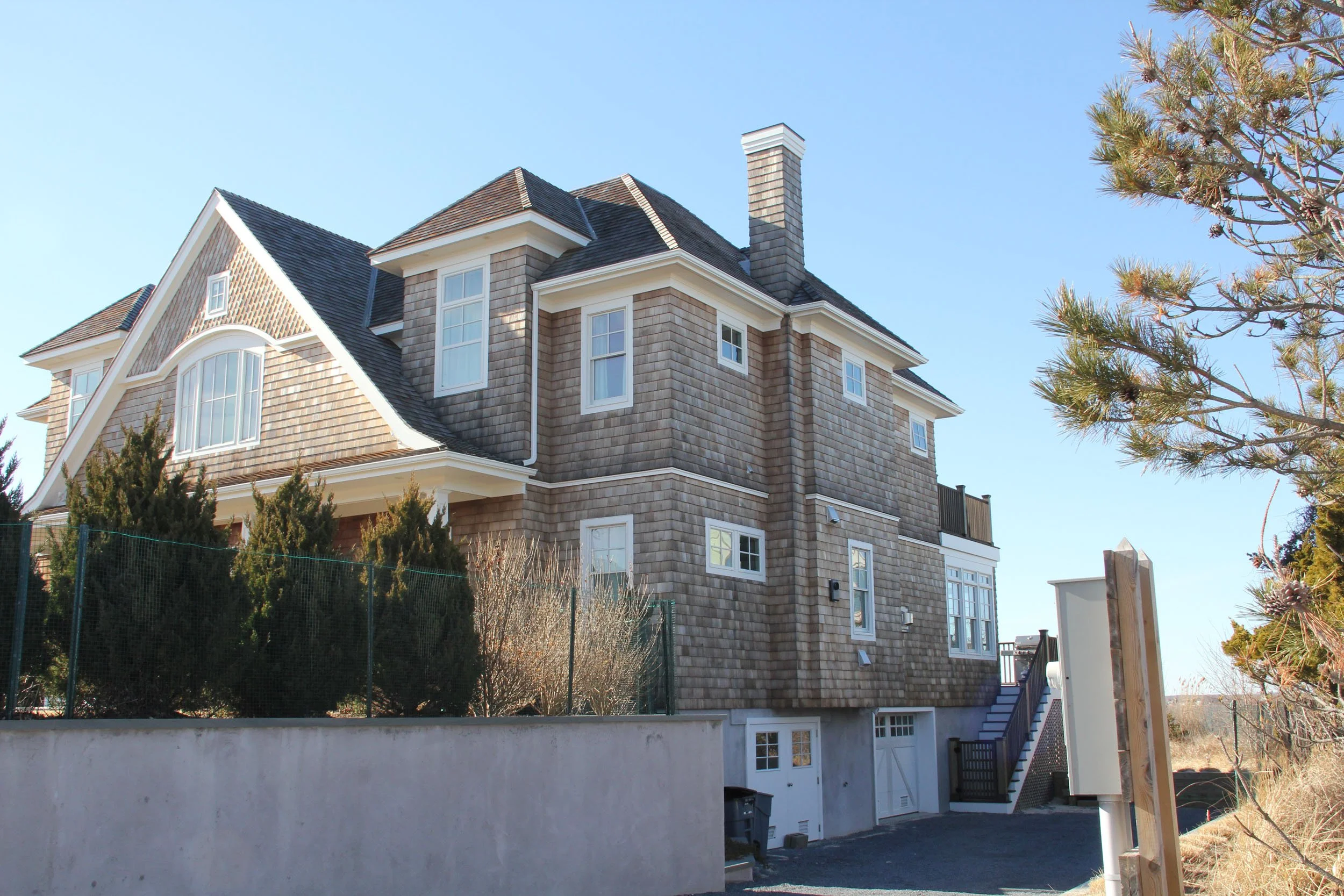 632 Dune Road 1.jpg