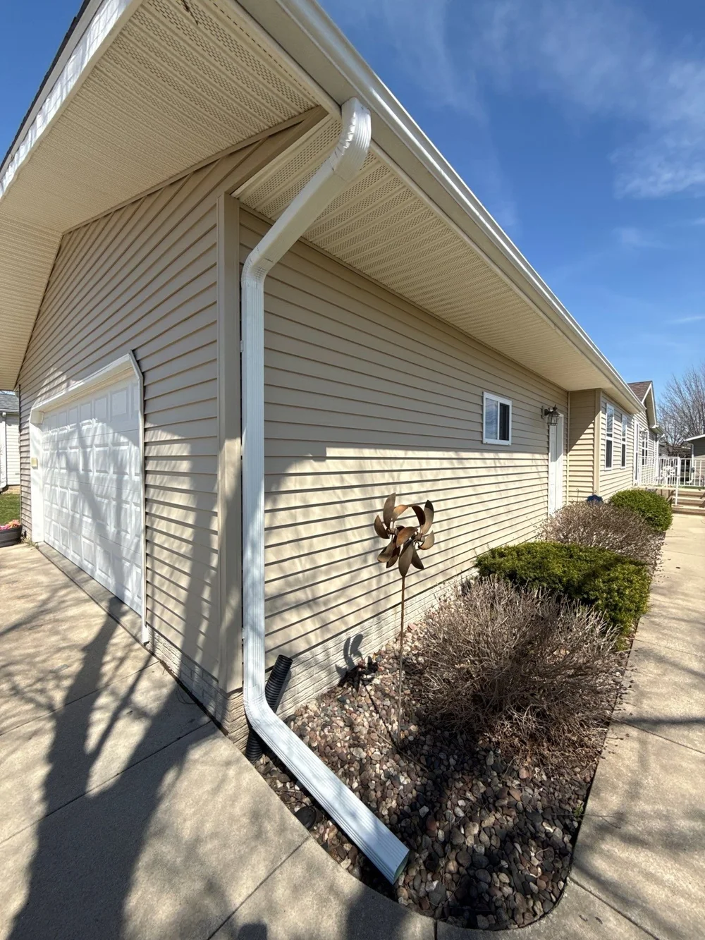 Custom gutter system