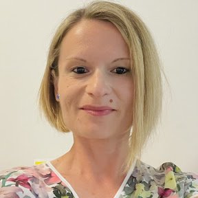 Laura_Testimonial Photo.jpg