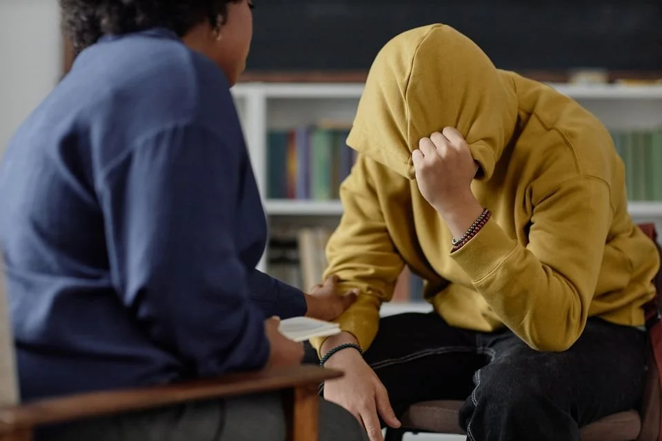 5 scripts support workers can use during a crisis