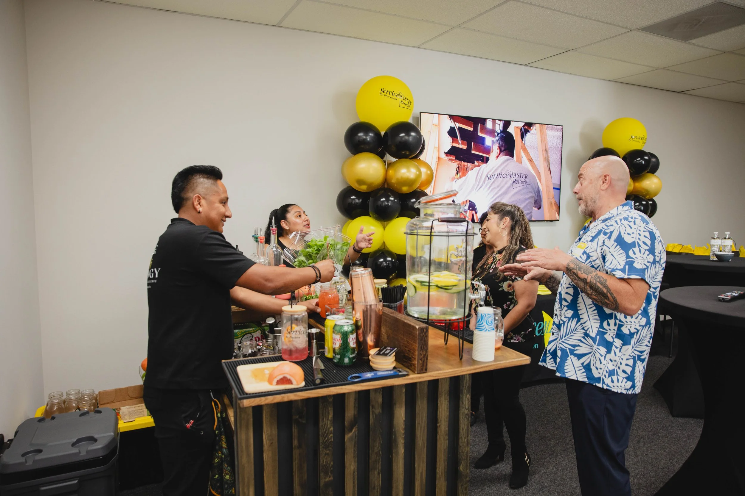 SMR GRAND OPENING-9868.jpg