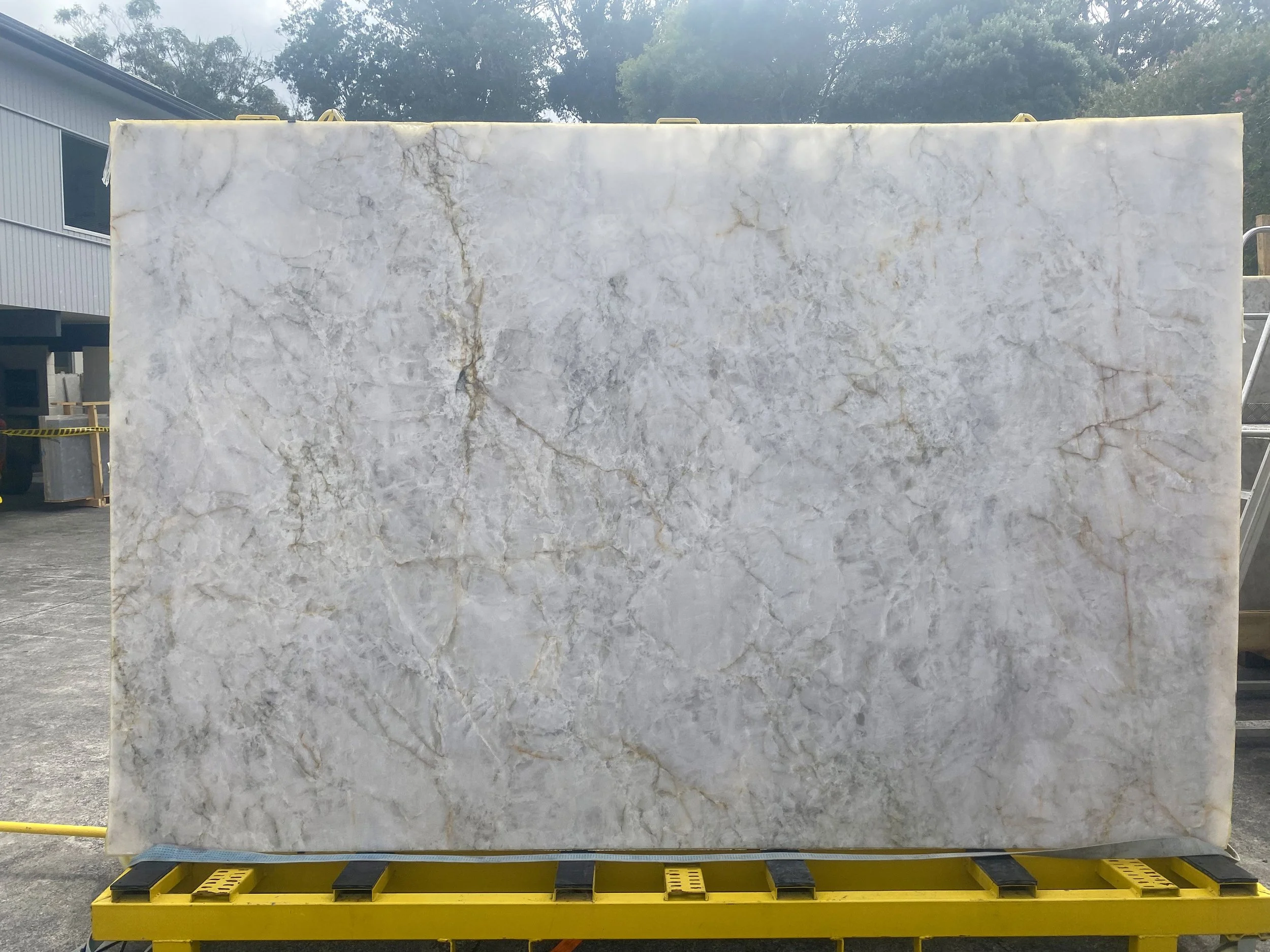 Vitro Leather Slab 17