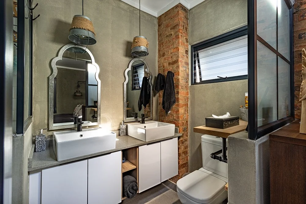 Menlo-Park-Village-Walk-3-Bath-3.jpg