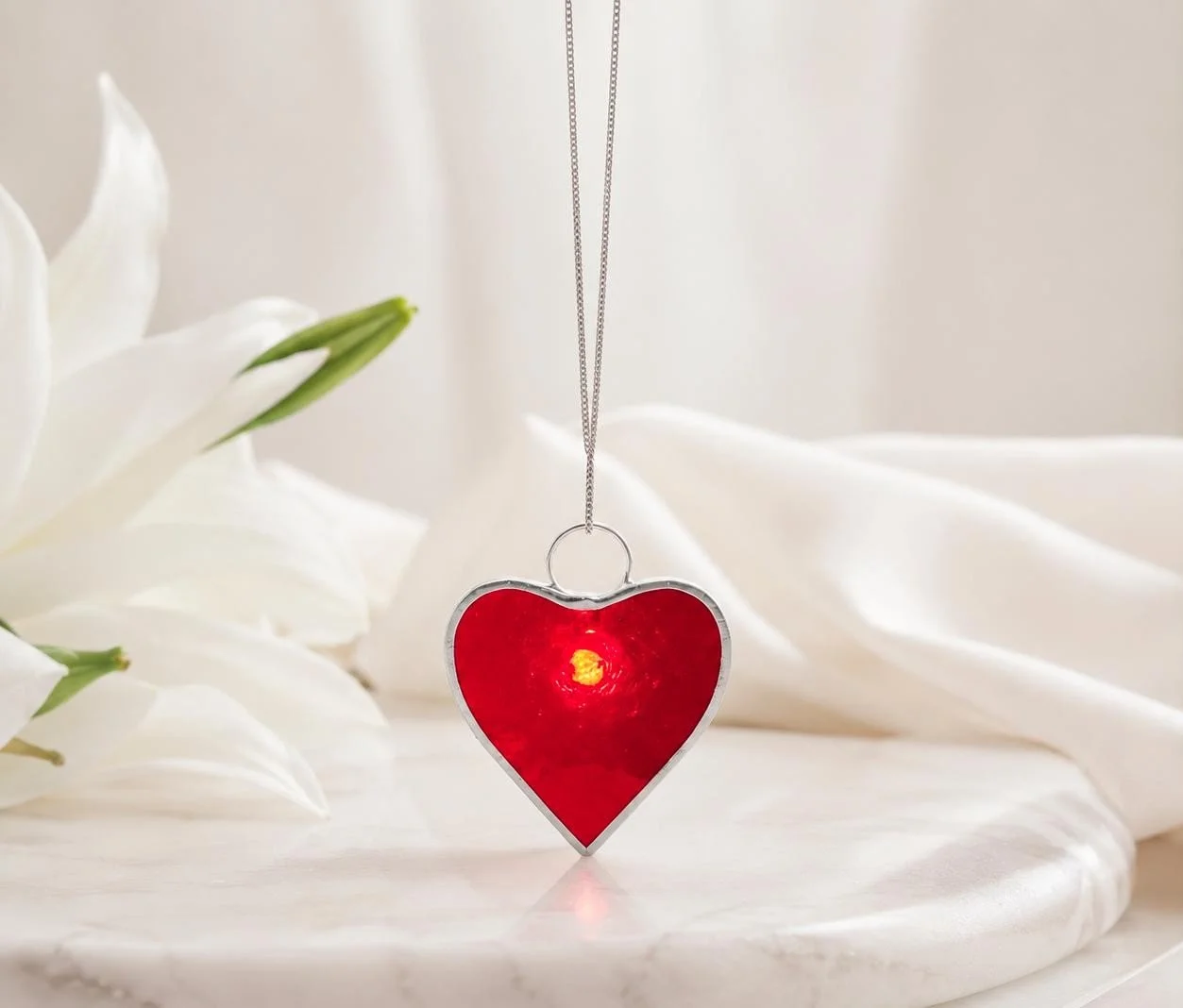 love-heart-red-stained-glass-pendant-marie-art-gallery.jpg