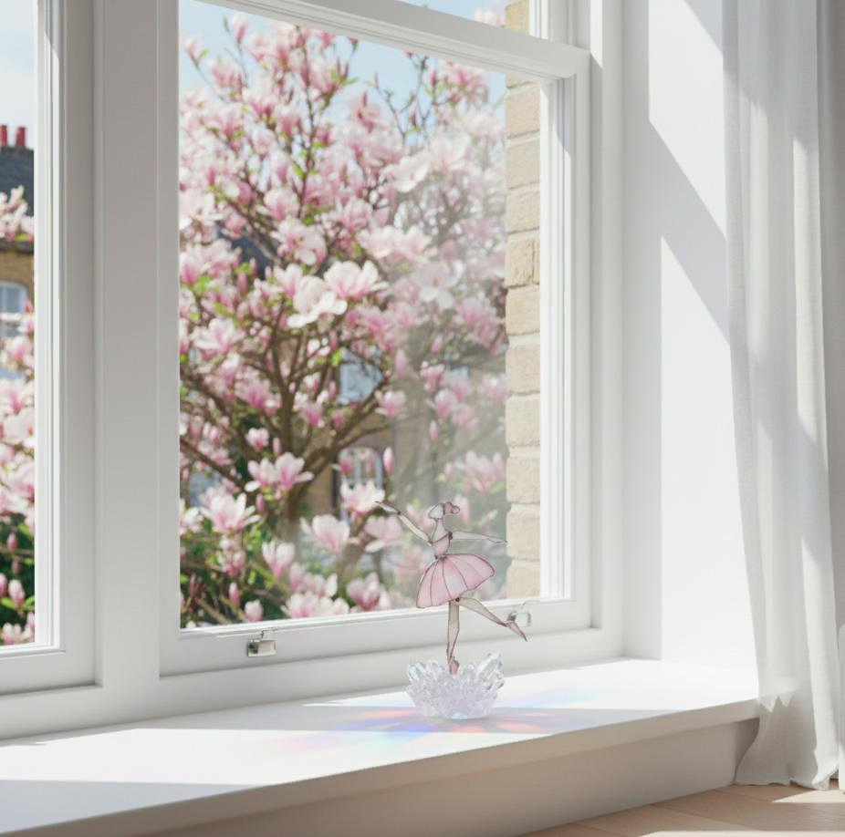 ballerina-glass-sculpture-spring-interior.webp