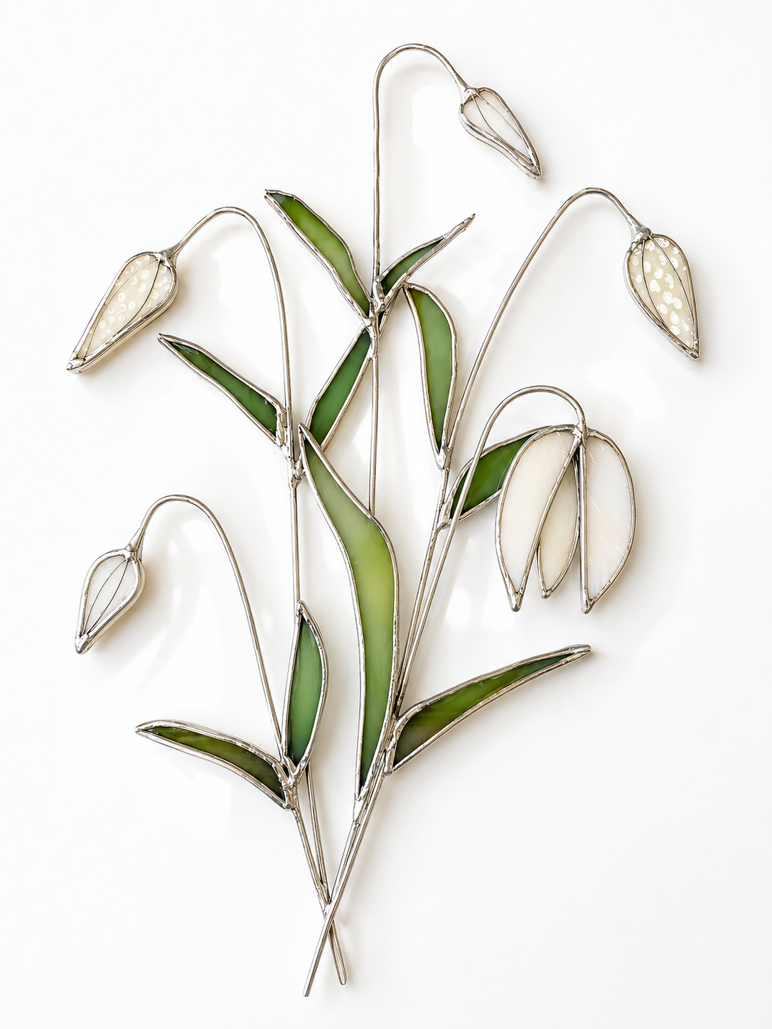 hand-painted-iridescent-glass-flower-detail.png