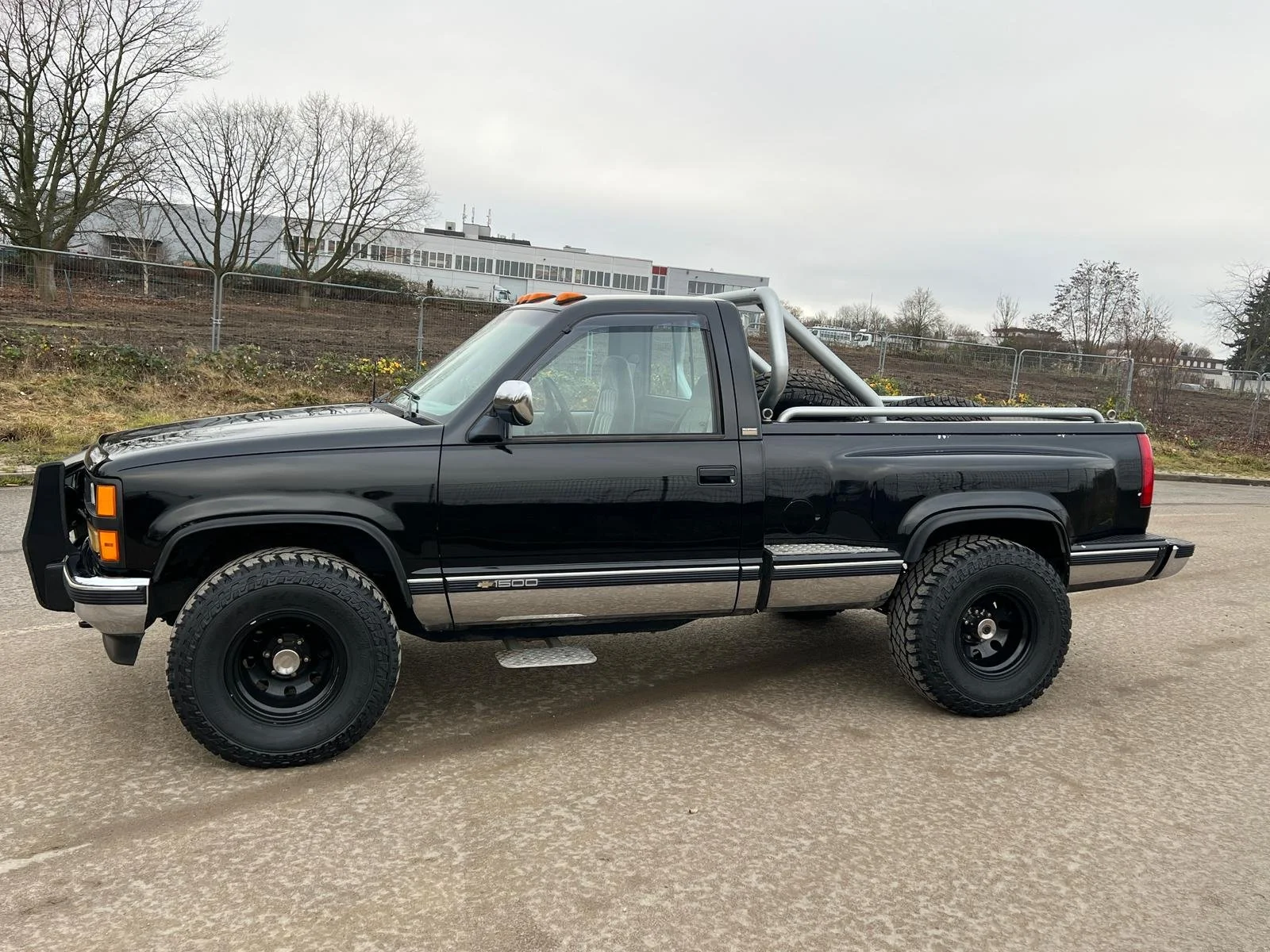Chevrolet Silverado Pickup