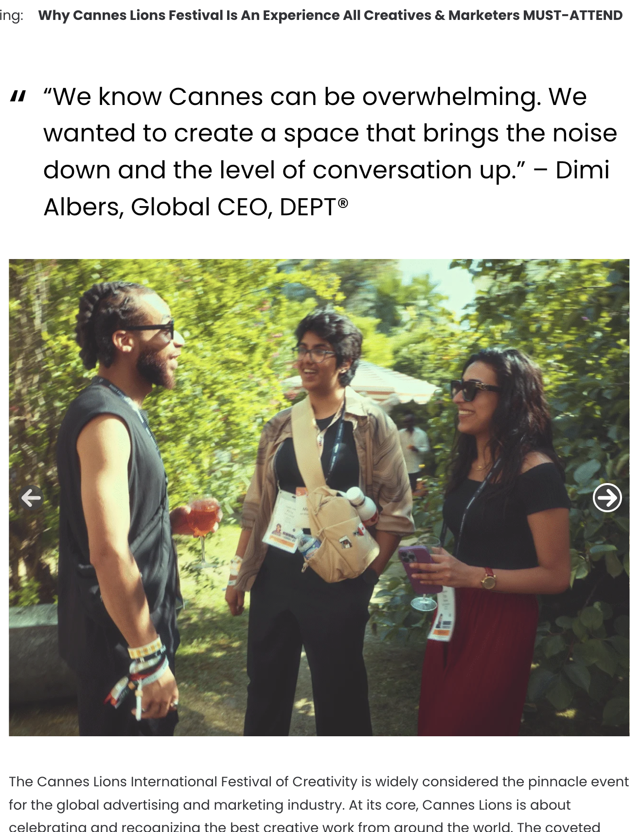 Trois personnes discutent et sourient lors du Festival des Lions de Cannes, dans un environnement extérieur verdoyant, avec des badges autour du cou.
