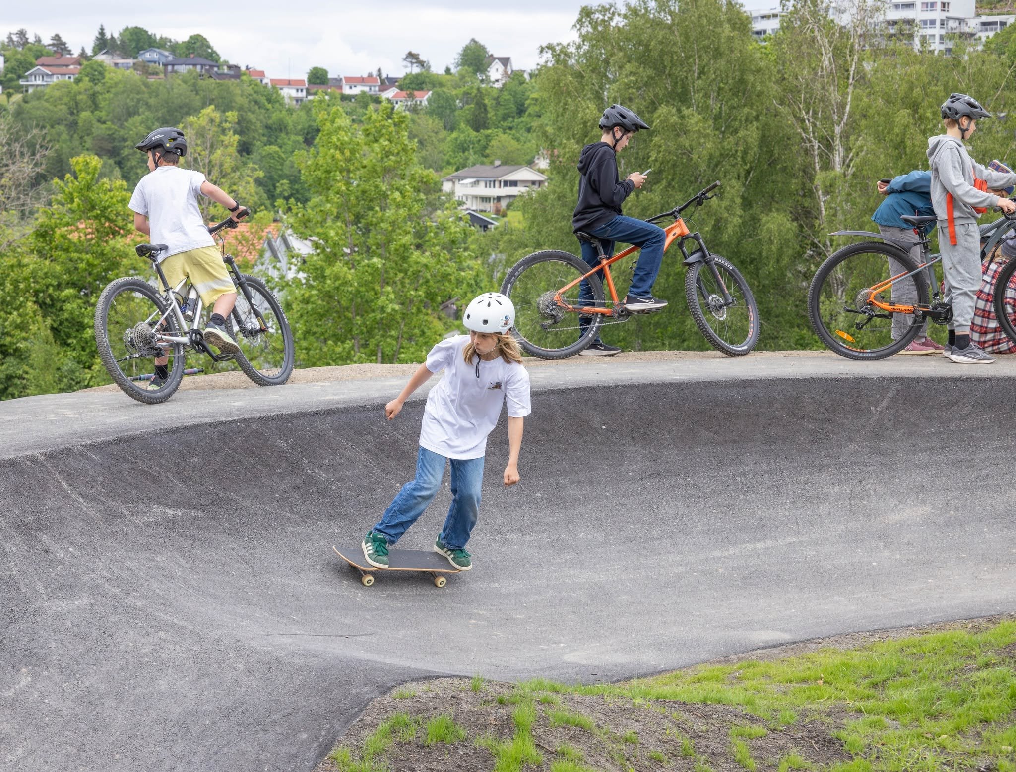 Heggedal_Asker_Pumptrack_Shapers_compressed_21.jpg