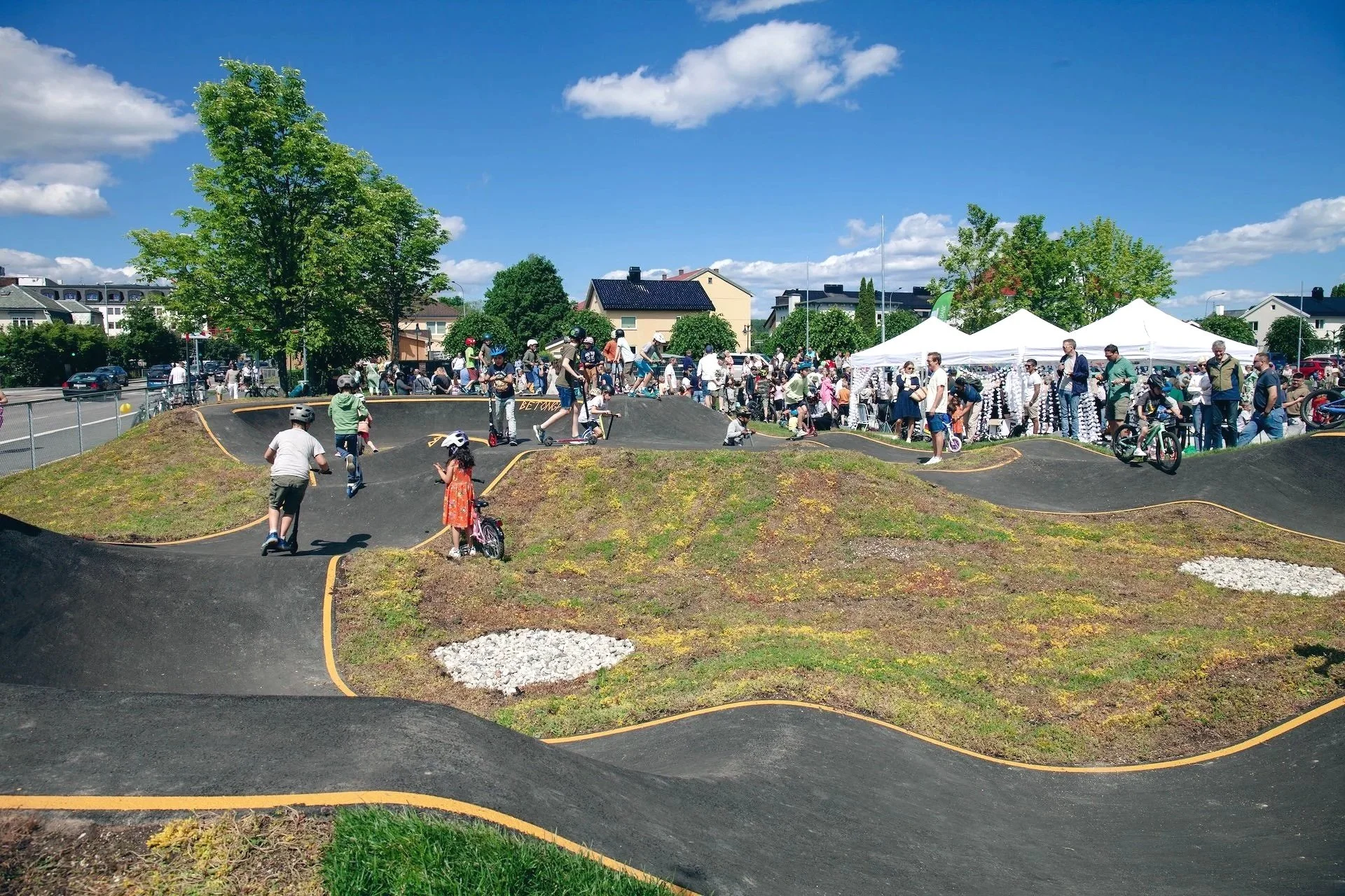 H%C3%B8nefoss_Pumptrack_Shapers_KAREN_SCHIMDT_compressed_5.jpg