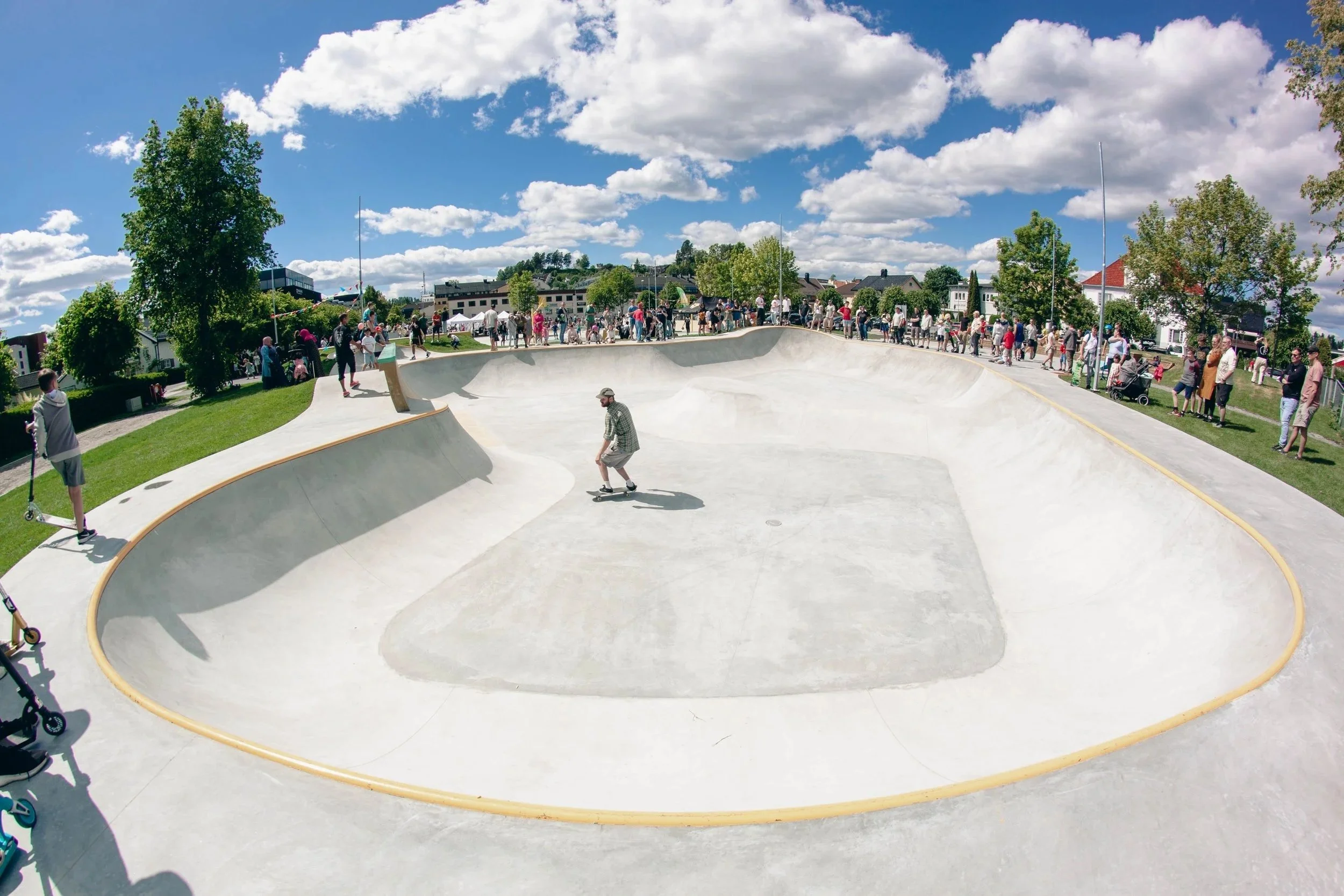 Hønefoss_Skatepark_Betongpark_compressed_2.jpeg