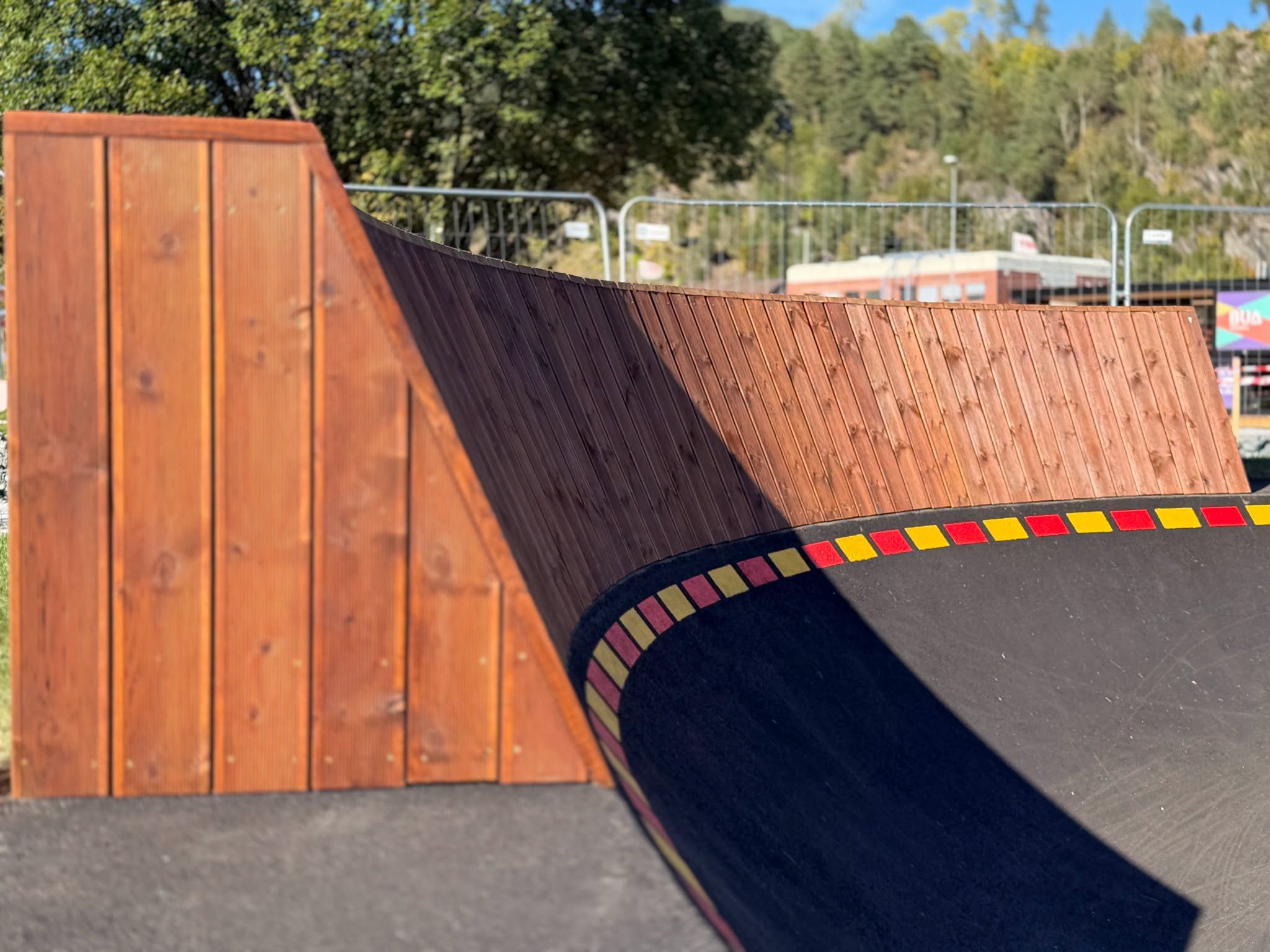 Notodden_Nesoya_Pumptrack_Shapers_compressed_4.jpg