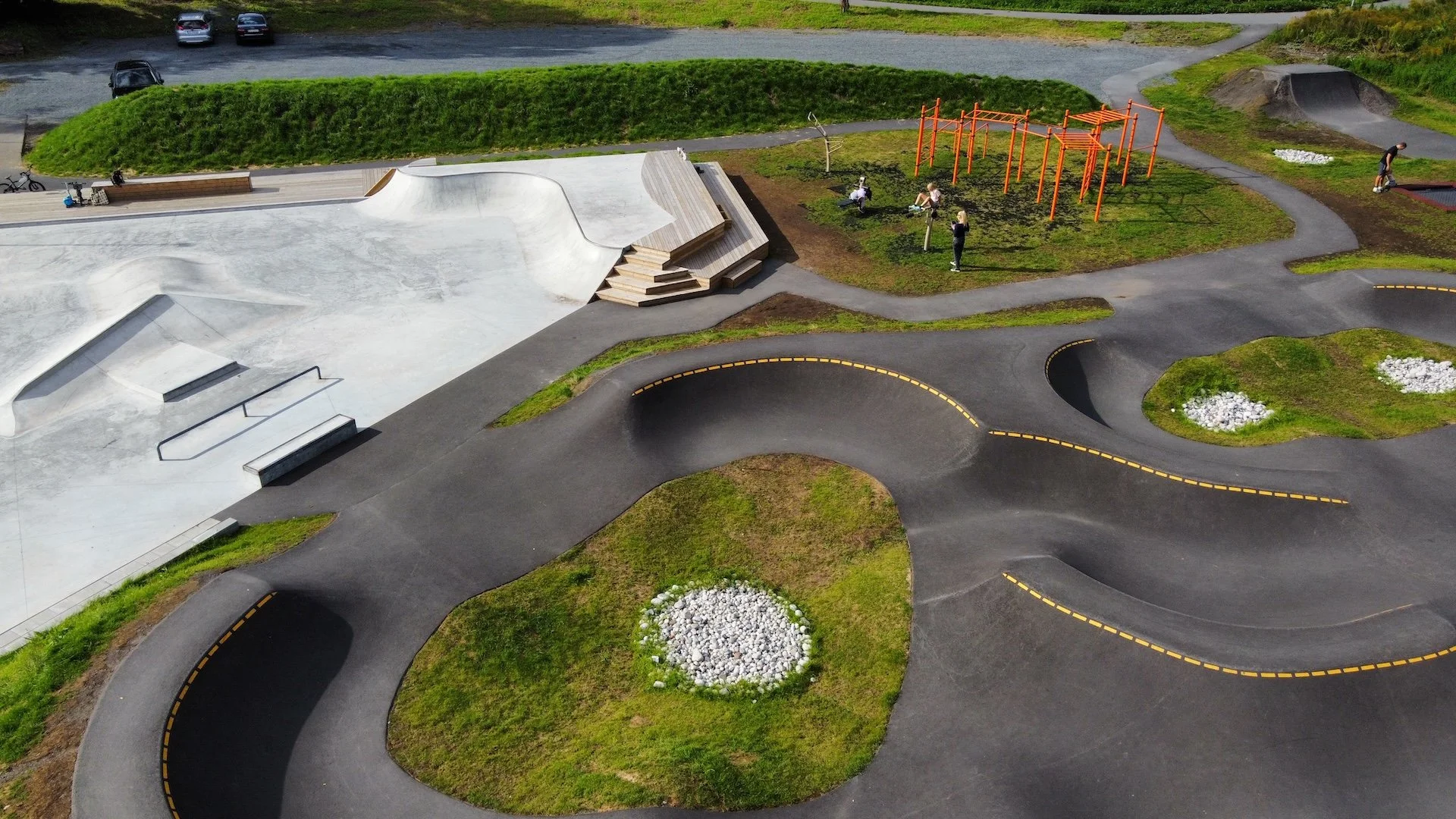 Vøyenenga_Pumptrack_Drone_Shapers_2.JPG