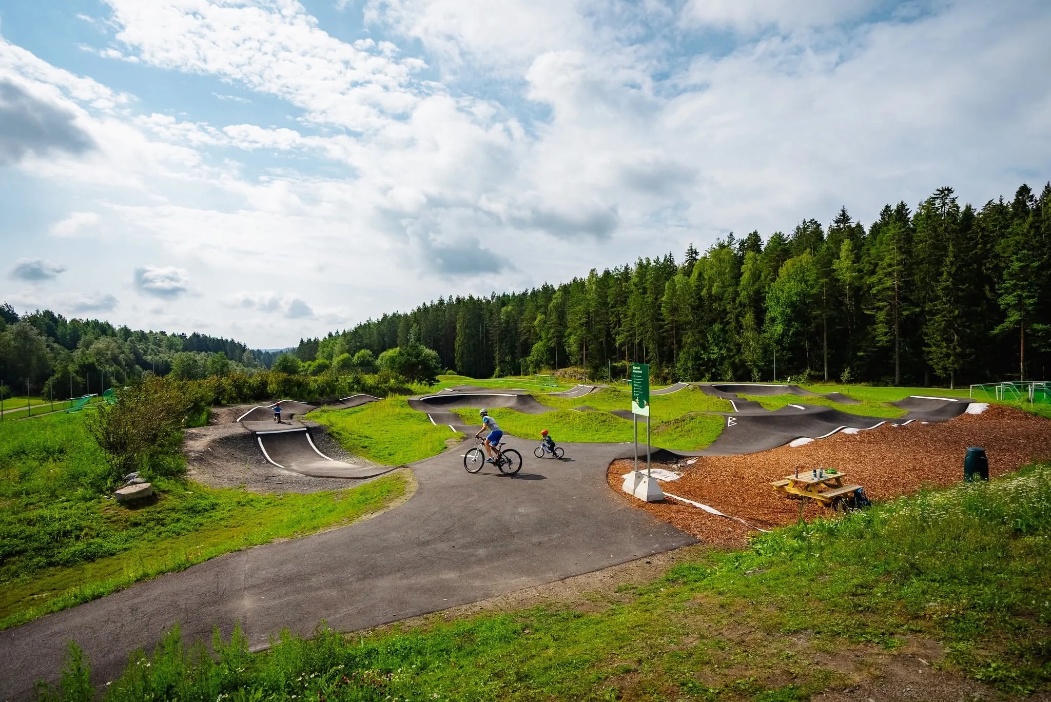 Bjørndal_Pumptrack_Shapers_compressed_20.jpg