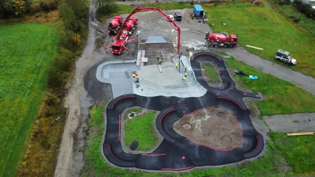 Sæbø_Pumptrack_Shapers_compressed_3.jpeg