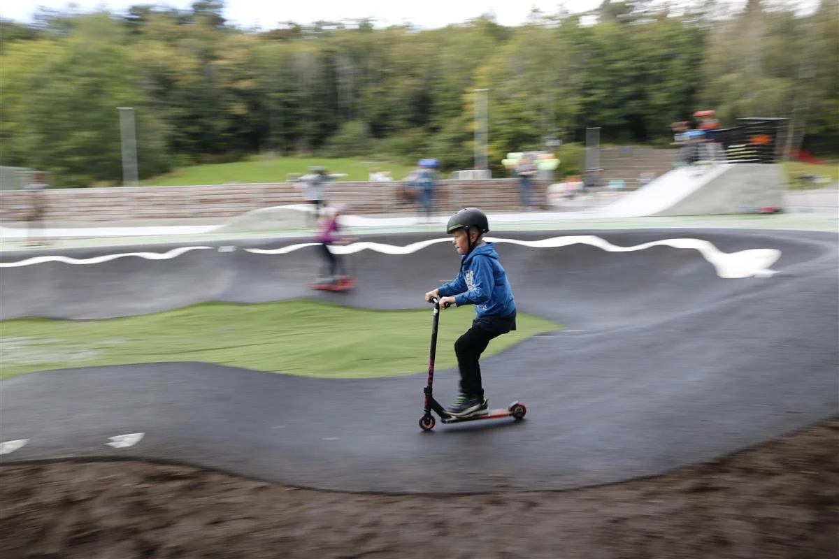Brattas_Pumptrack_Shapers_compressed_4.JPG