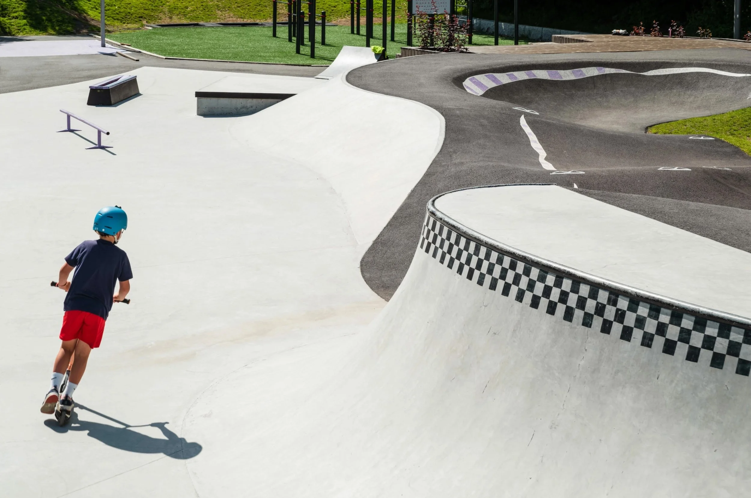 Hvalstad_Pumptrack_Shapers_Damian-Heinisch_016.jpg