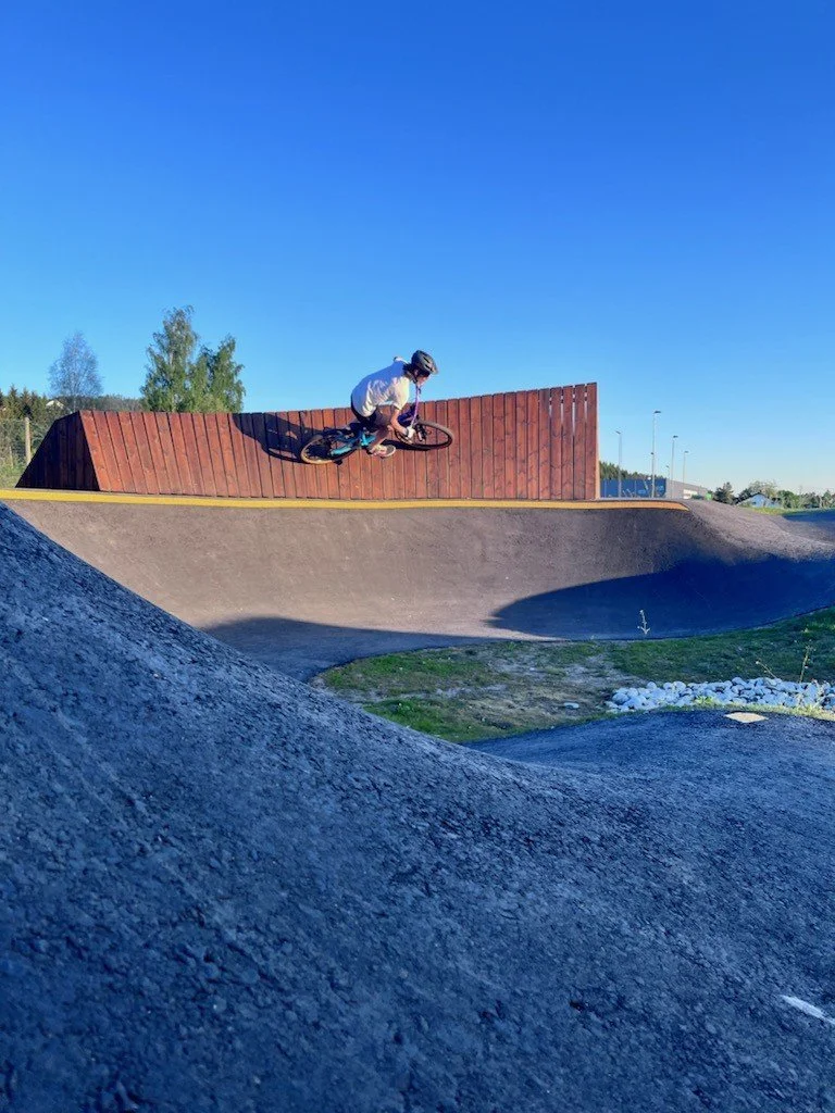 Vikersund pumptrack (10).jpg