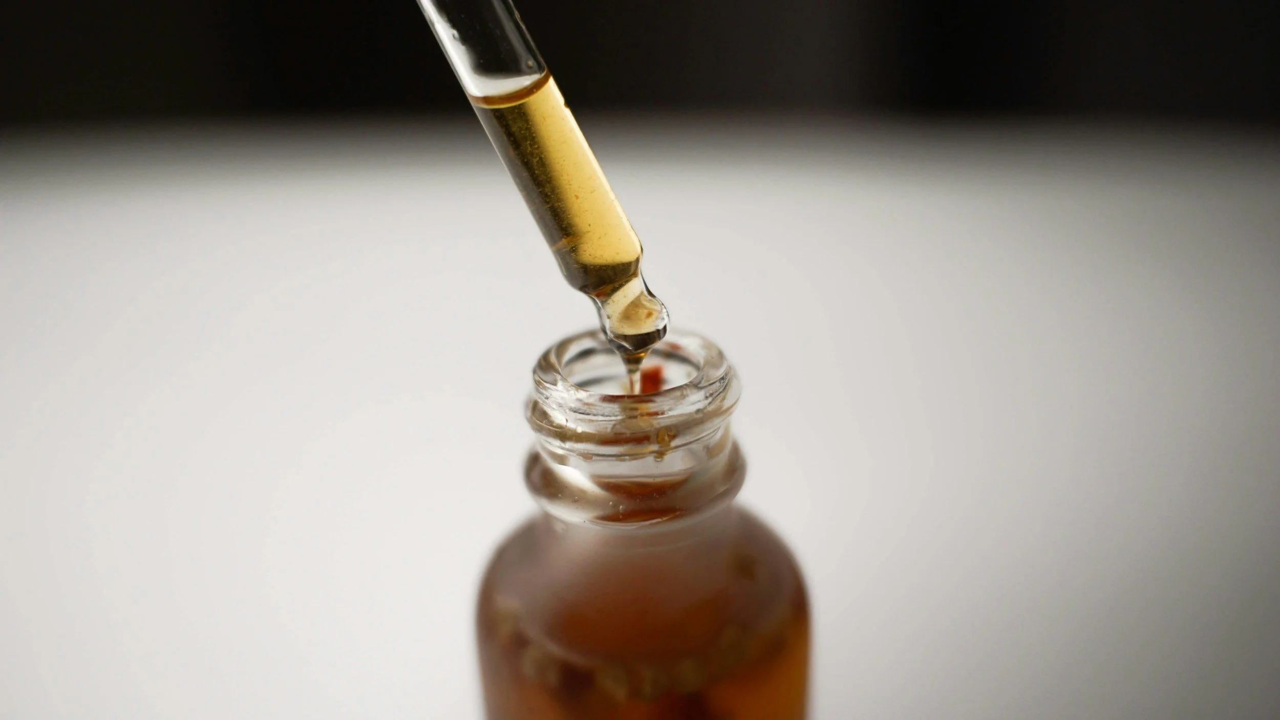 Do Exclusively Breastfed Babies Need Vitamin D Supplements? (by dietetic intern Nicole LoSauro)