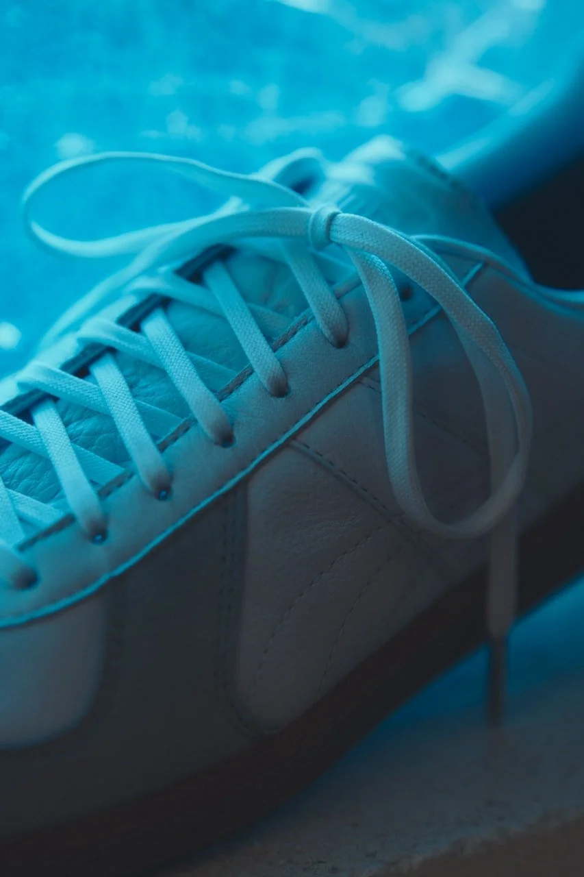 https---hypebeast.com-image-2023-12-puma-blue-blue-japan-clyde-50th-anniversary-lookbook-15.jpg