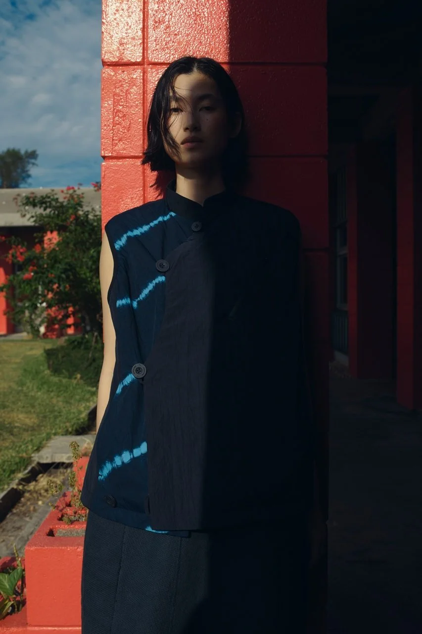 https---hypebeast.com-image-2023-12-puma-blue-blue-japan-clyde-50th-anniversary-lookbook-7.jpg