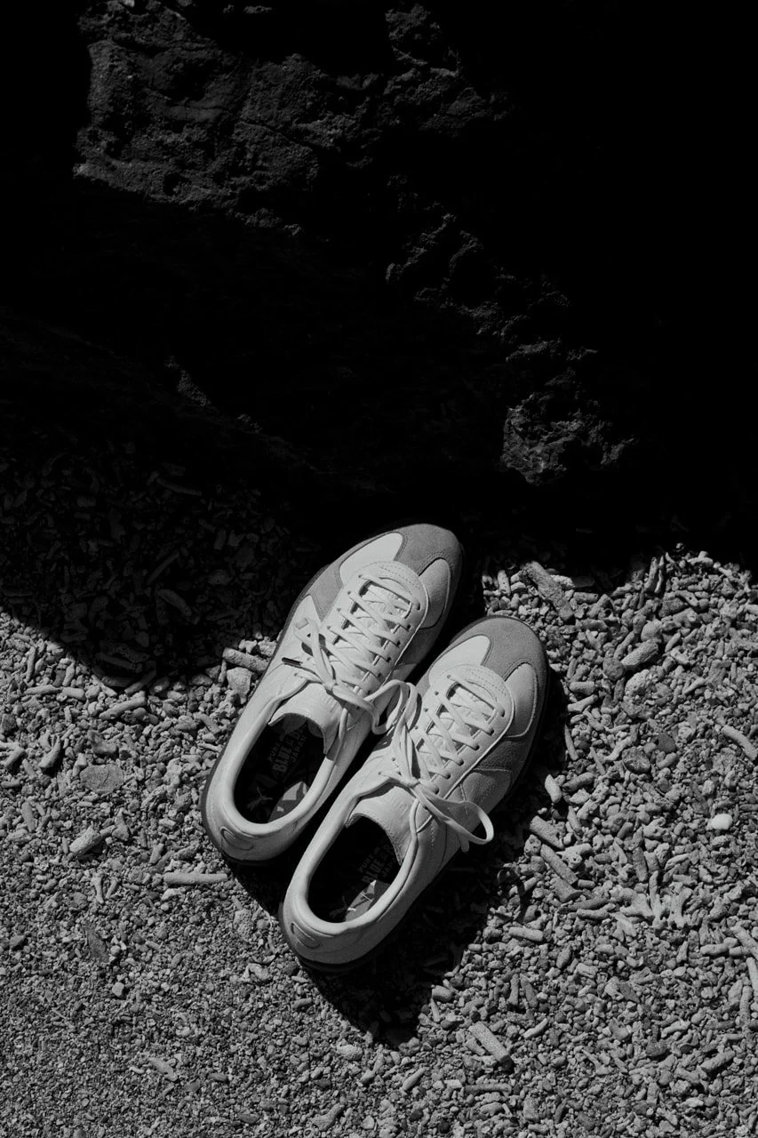 https---hypebeast.com-image-2023-12-puma-blue-blue-japan-clyde-50th-anniversary-lookbook-21.jpg