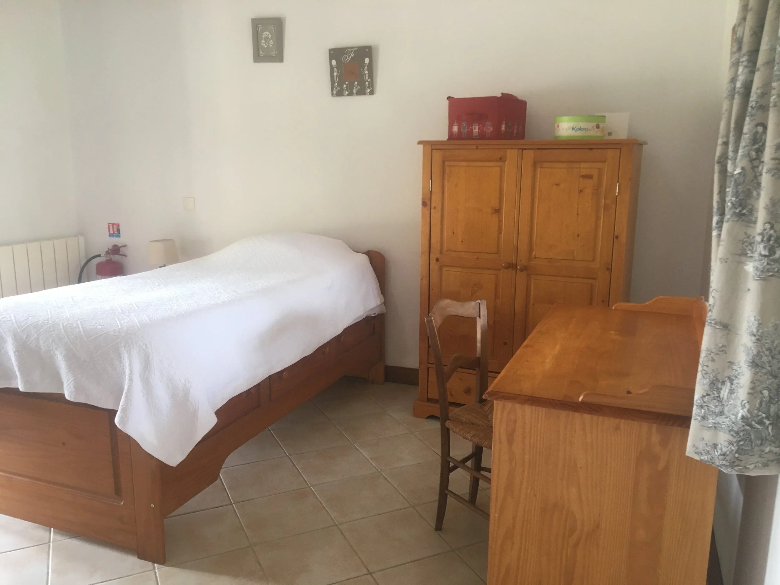 CHAMBRE RDC 2 gîte du Grand Clos.JPG