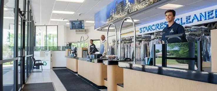 Last-Minute Dry Cleaning Near Pole Barn Chic: The Best Options for Springfield, IL Wedding Guests