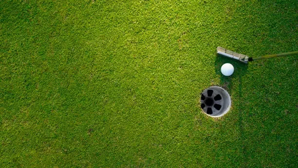 The 4 Best Golf Courses Near Pole Barn Chic: Where Wedding Guests Can Tee Off Before the Big Day