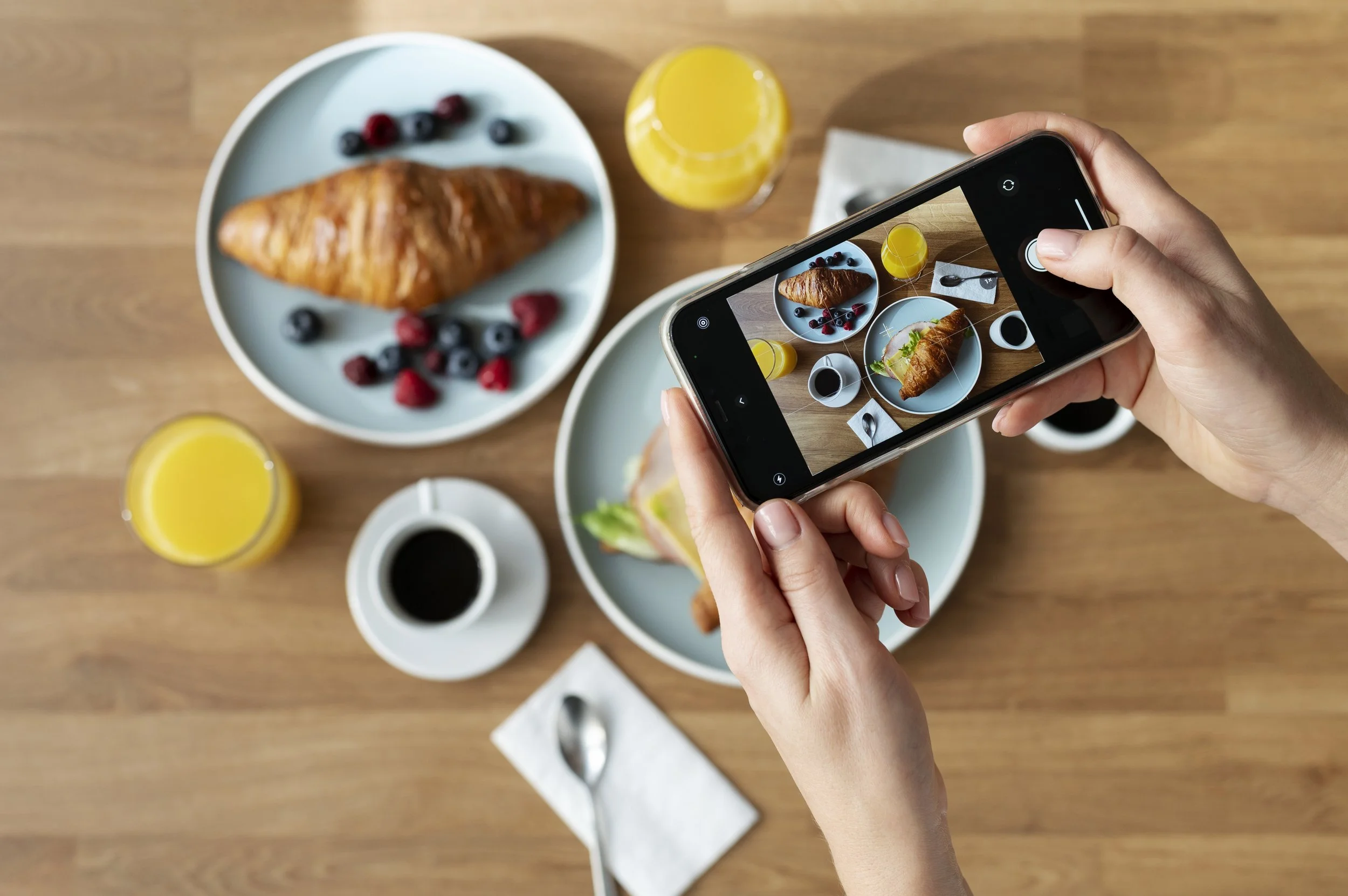 Digital Food Culture: Why What We Eat Online Matters Just as Much as What’s on Our Plate