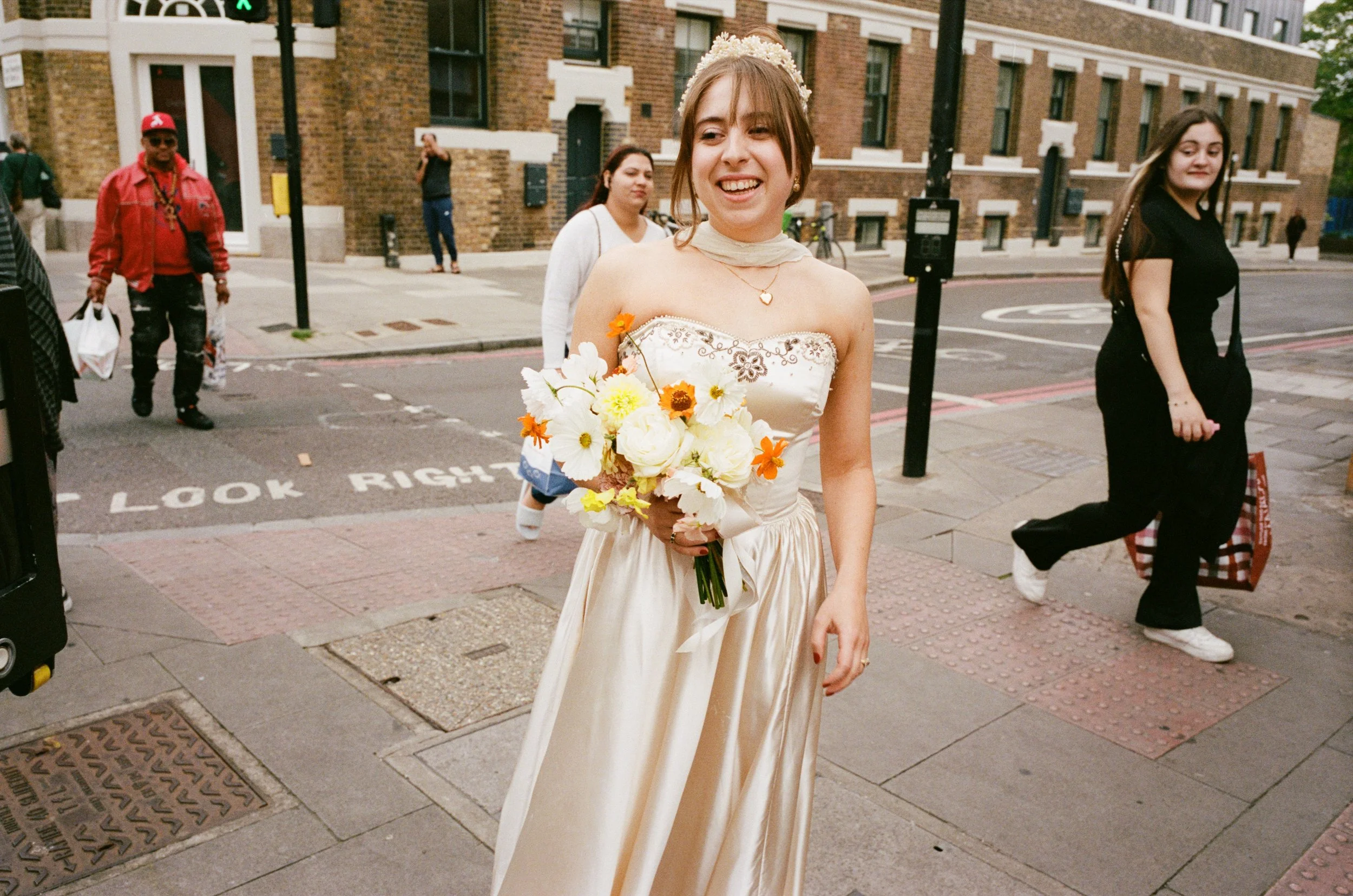 C&T-35mm-film-wedding-lisajanephoto-017.jpg