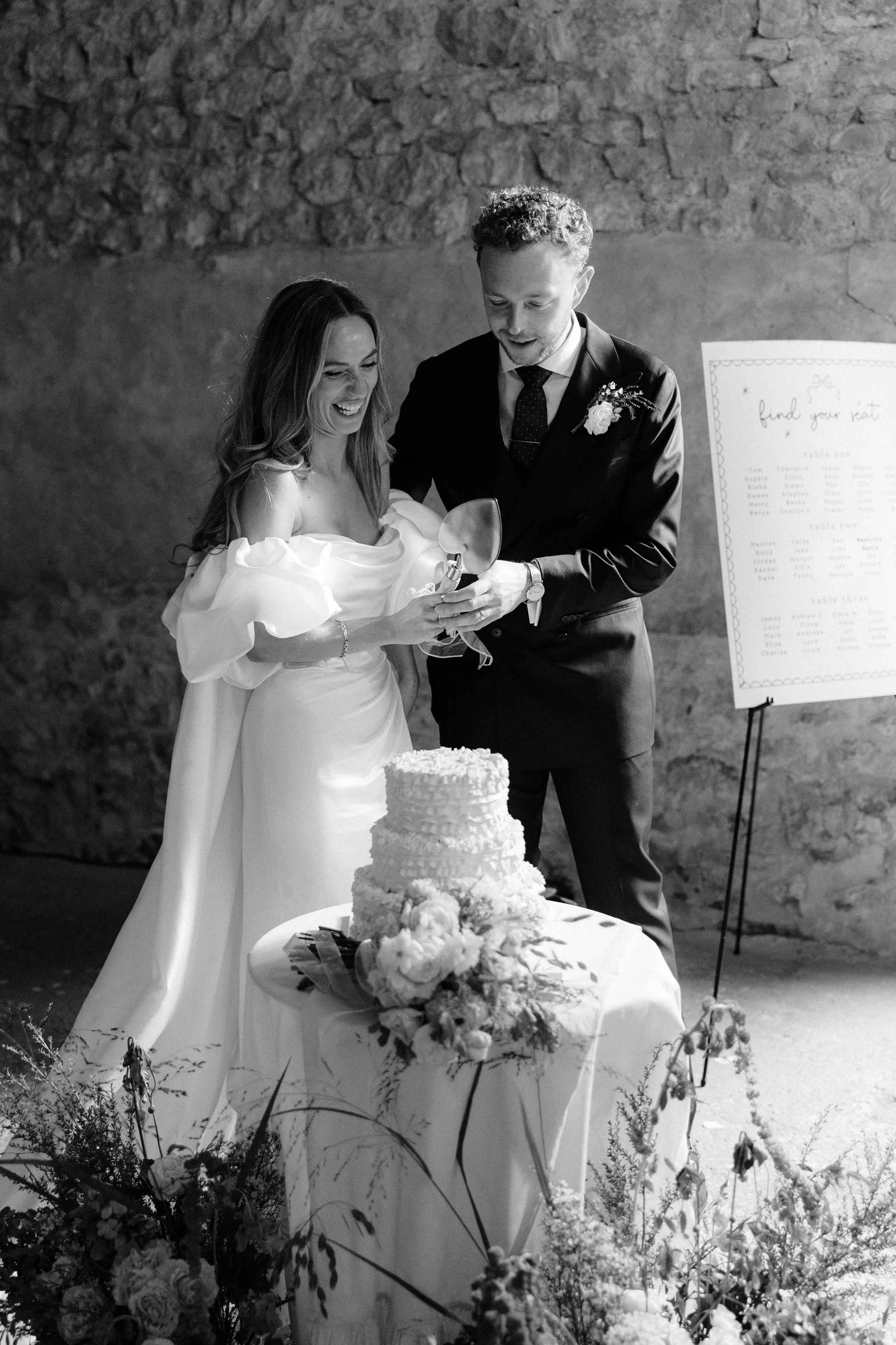 Beatrice_&_Gavin_Cider_Barn1093.jpg