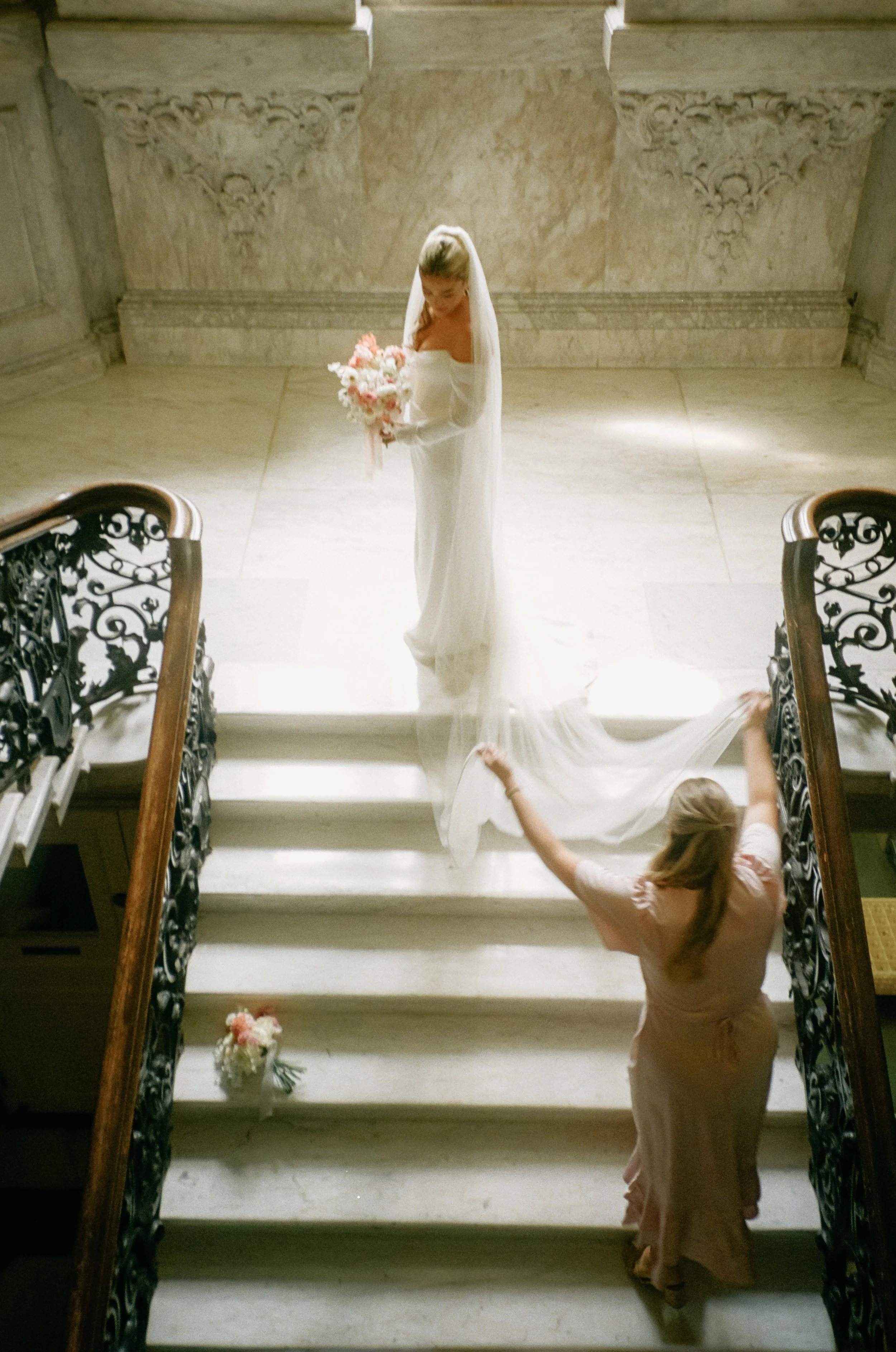 Rebeccawalters_SashaConor_35mmFilm-27.jpg
