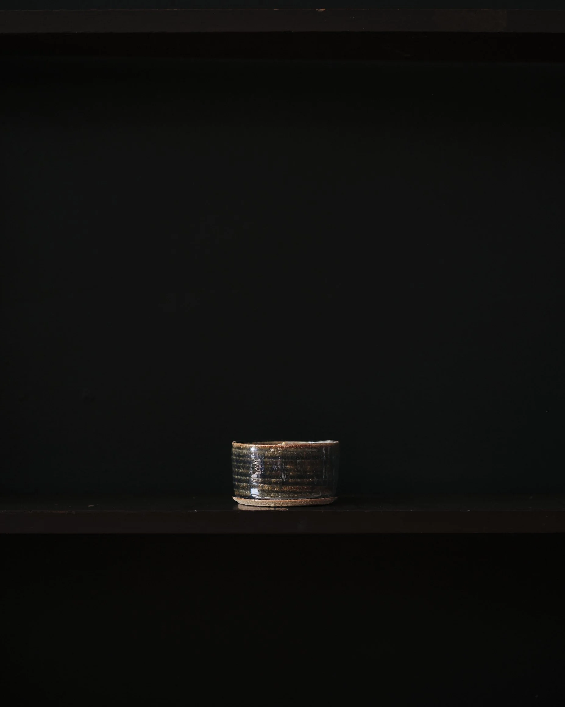 Black Ceramic Natural Beeswax Candle