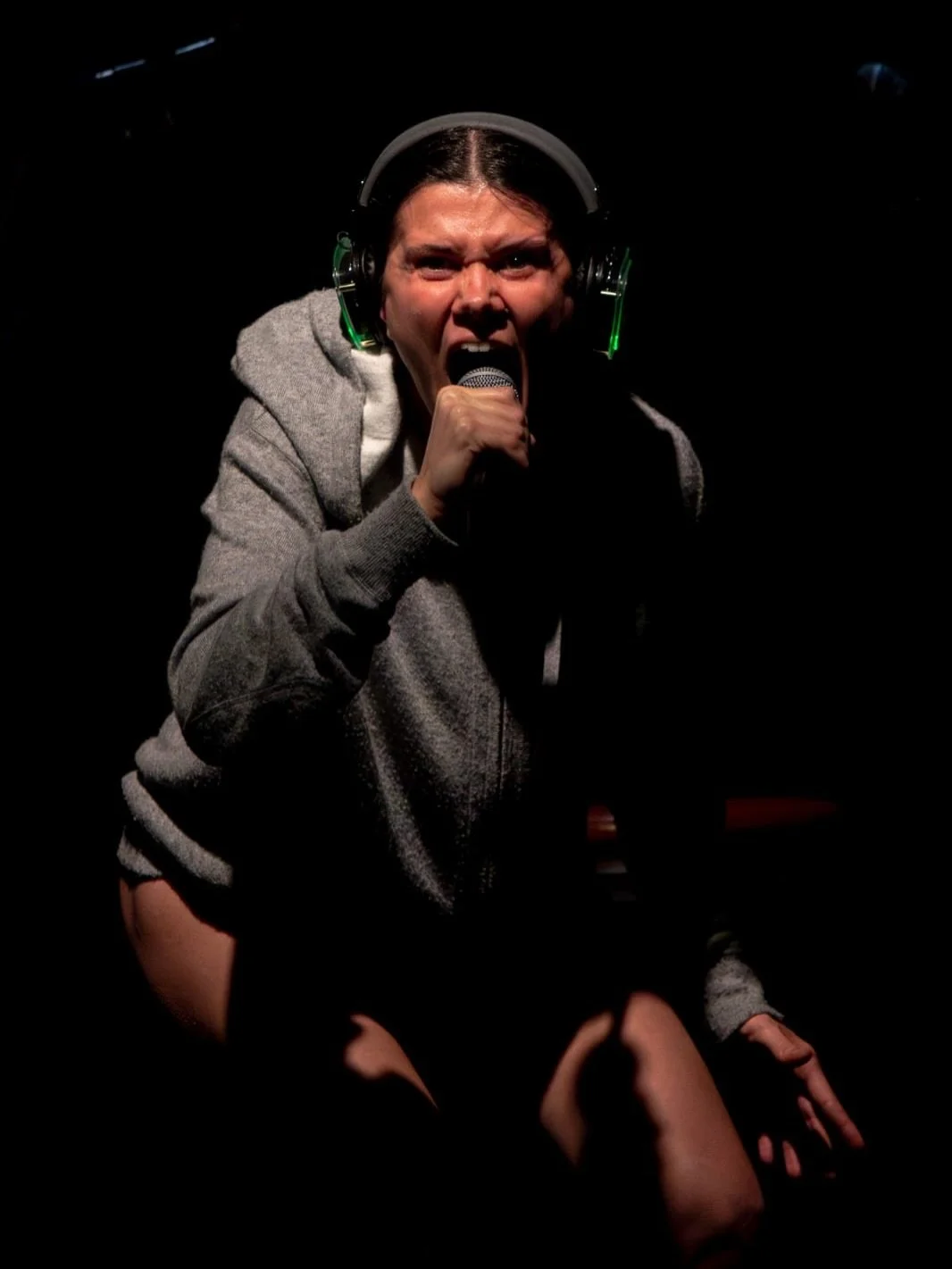 New York &egrave; stata un&rsquo;esperienza fantastica.
Un tempo intenso, fatto di incontri, ascolto, energia e sguardi che ci hanno attraversati.
PUTTANA ha trovato spazio, voce e accoglienza dall&rsquo;altra parte dell&rsquo;oceano, lasciandoci add