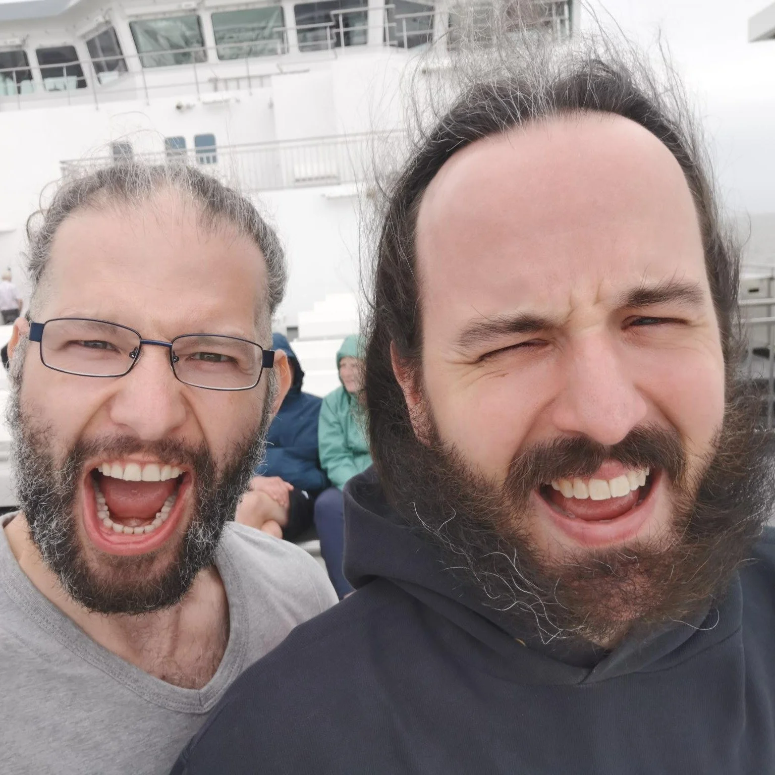 GOODBYE to a stormy (in the best sense of the word) year 2025. Here are the highlights:

- MAKE WAY, our third album came out.
- Wonderful small living room concerts some with dancing
- BALVER H&Ouml;HLE WITH STOUT 'N' MAGGIE
- Magical gigs with our 