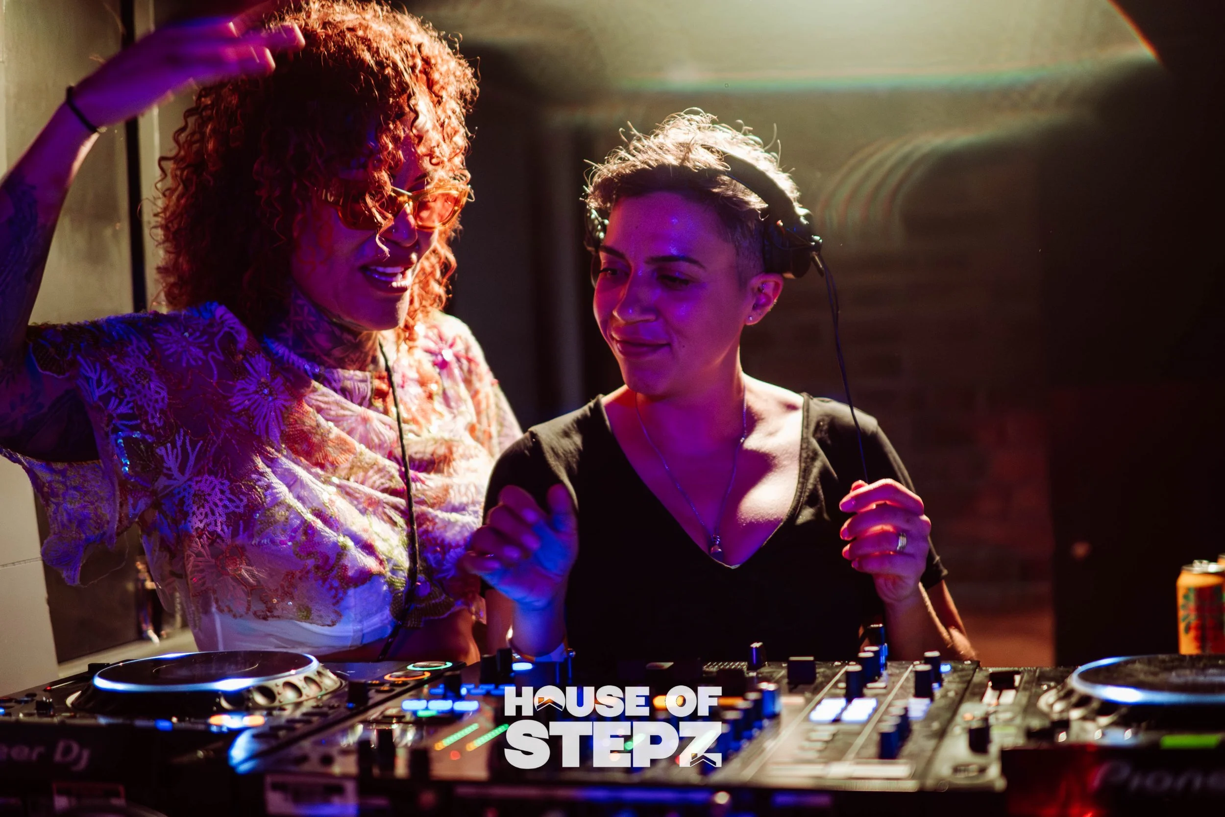 HouseOfStepz2 300825LOGO-15.jpg