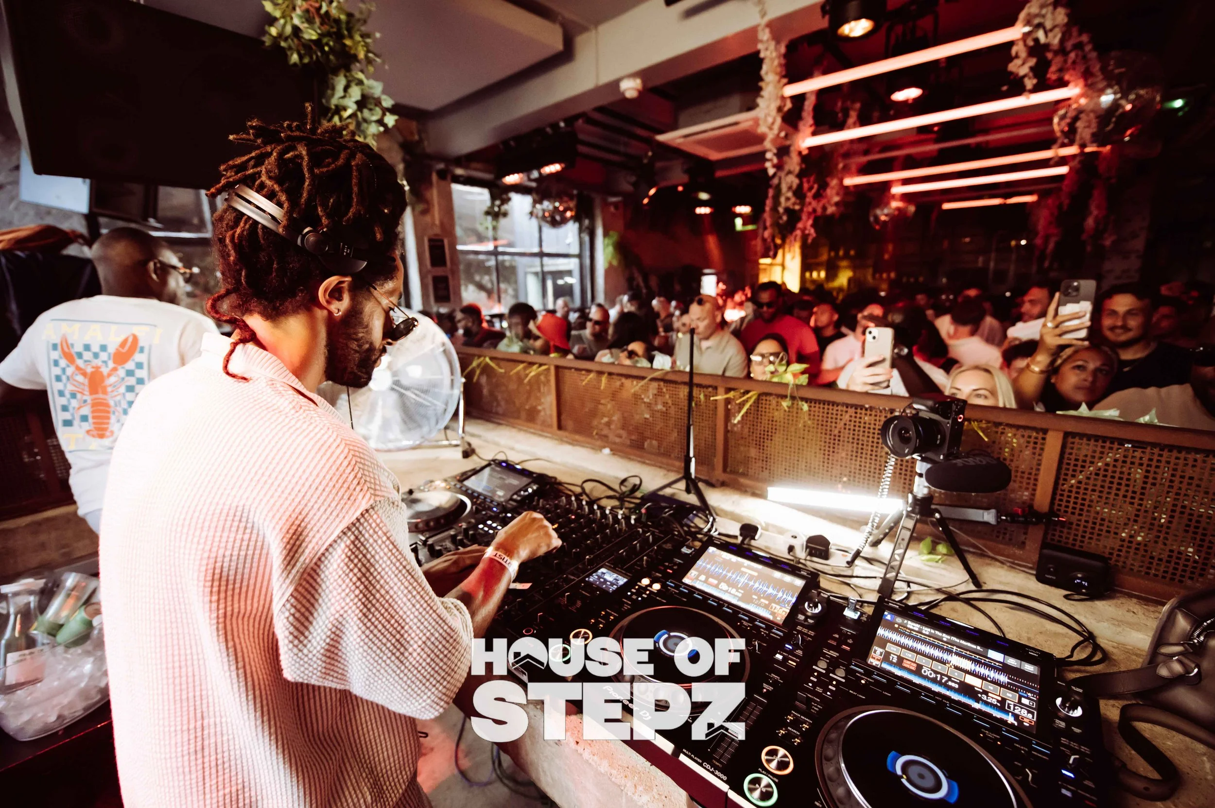 HouseOfStepz93FeetEastSaturday21stJune2025LOGO-142.jpg