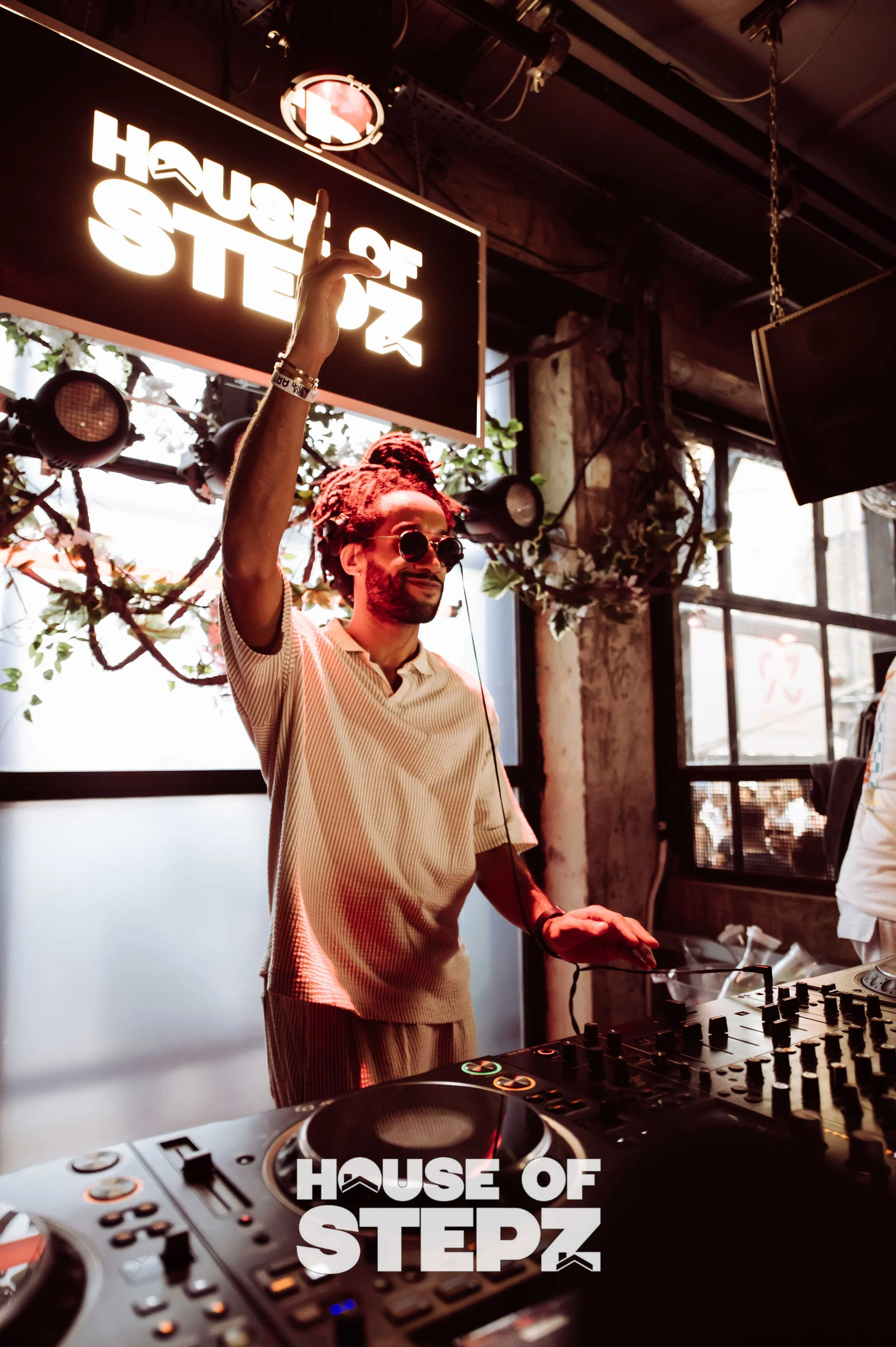 HouseOfStepz93FeetEastSaturday21stJune2025LOGO-130.jpg