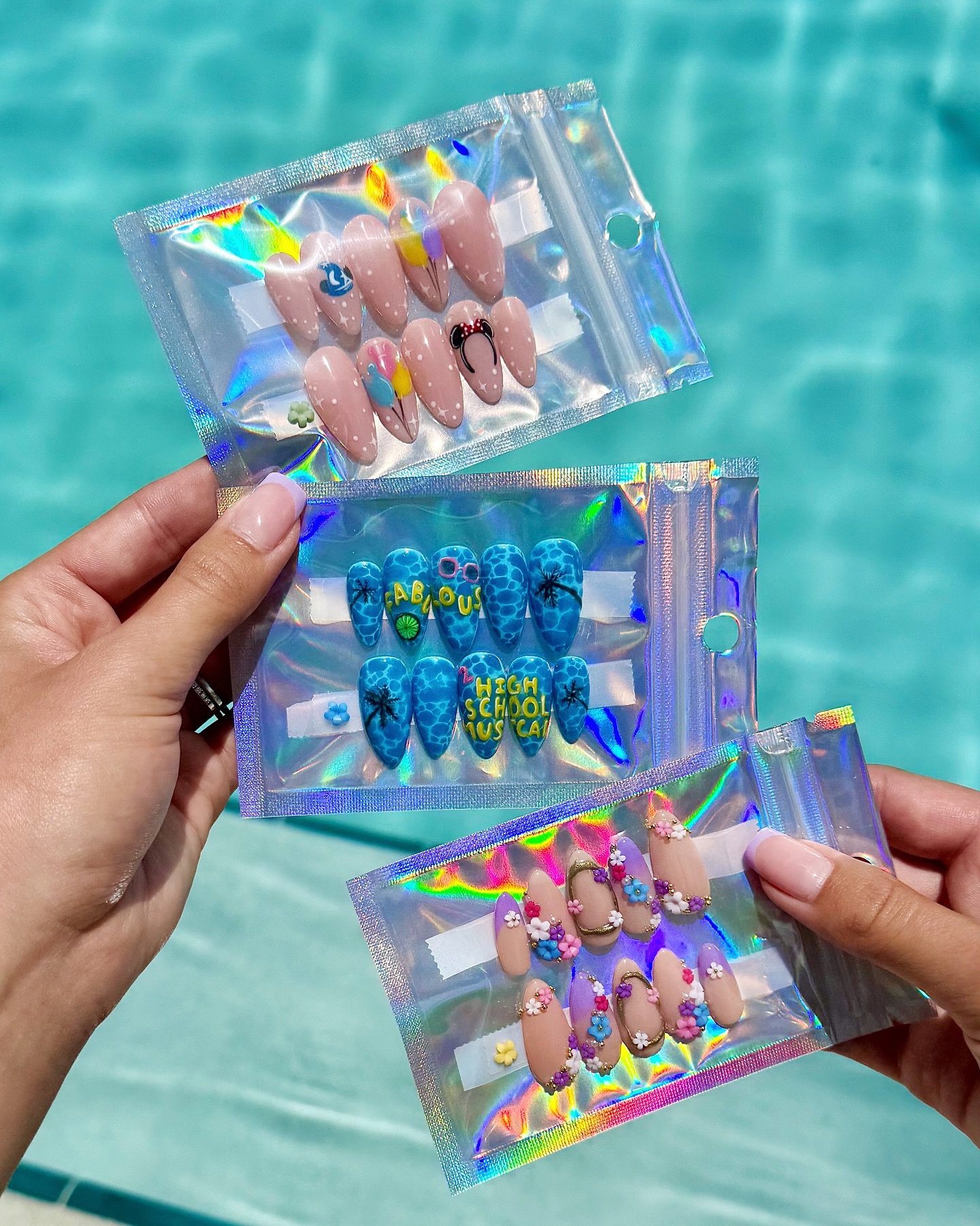 💅 Vendor Spotlight 💅

Let your nails do the talking! @immersive.nailart has the most fabulous hand-painted press on nails ready to step up your nail game. No more trips to the nail salon!

Come grab a custom set (or two!) at:
📆 Date: Saturday, May