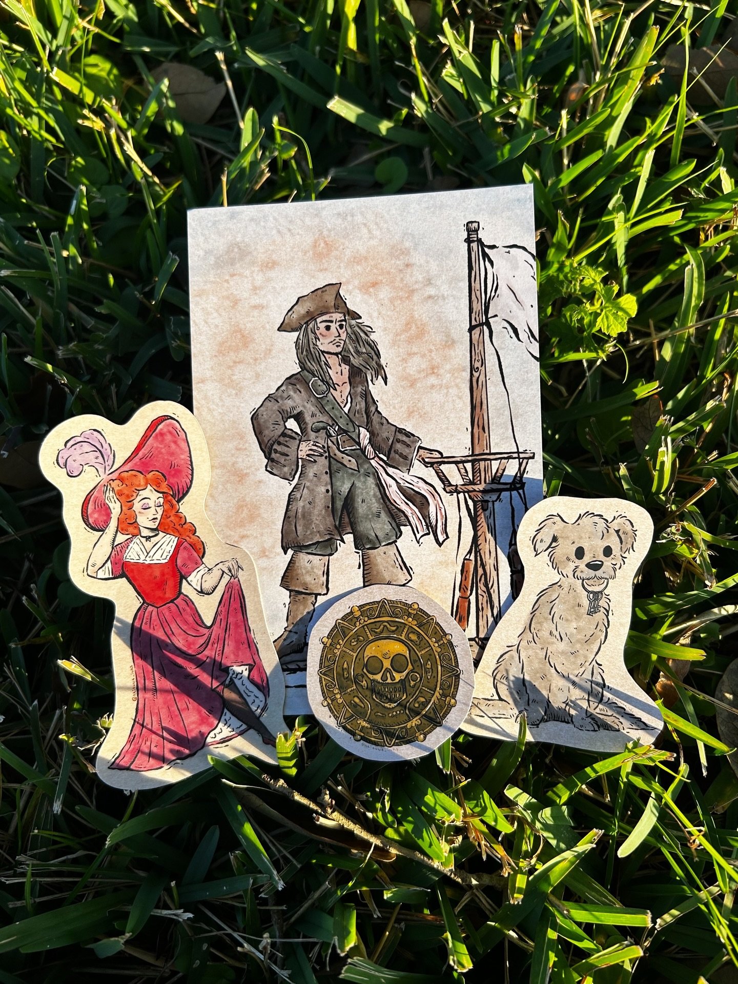 🏴&zwj;☠️ Vendor Spotlight 🏴&zwj;☠️

Calling all fairytale fans, fantasy lovers, and pirate-hearted collectors! 🏴&zwj;☠️✨
@arianna_inks brings fan-favorites characters to life with the charm of medieval manuscripts and hand drawn sketches!

🗓 Satu