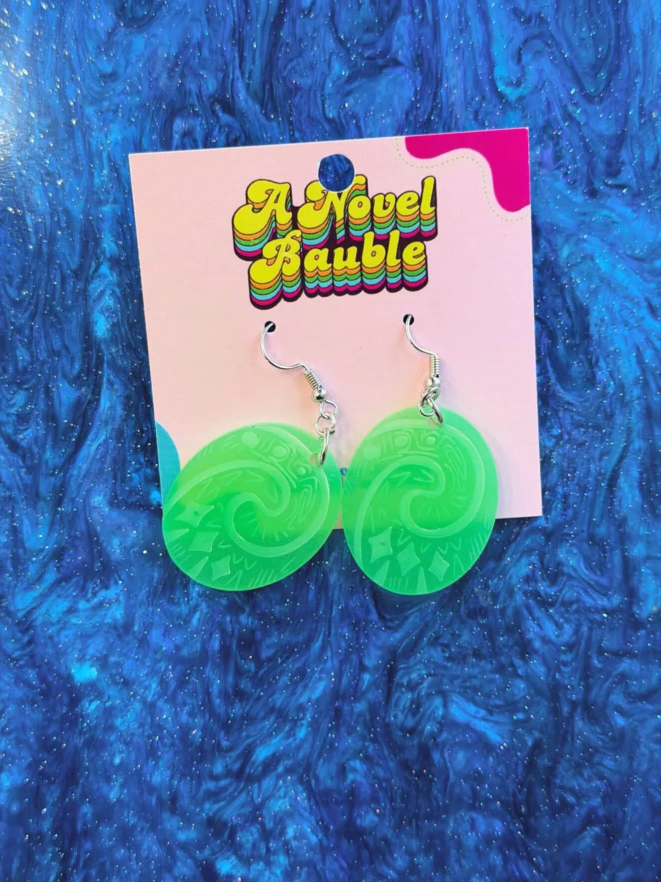 ✨ Vendor Spotlight ✨

If you love statement earrings, then you won&rsquo;t want to miss @anovelbauble 💫

Their designs are playful and full of personality, perfect for adding some charm to your outfit! 

📆 Sunday, February 22nd
⏰ VIP: 1pm &ndash; 3