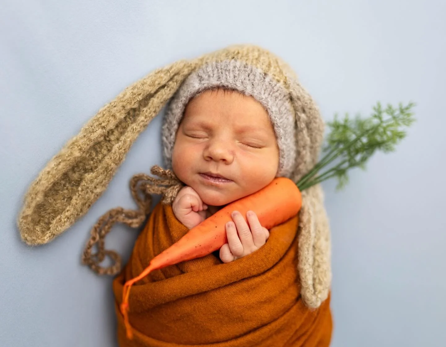 Happy Easter 🐰🤍
Wishing you a day full of love, cuddles, and the sweetest little moments!