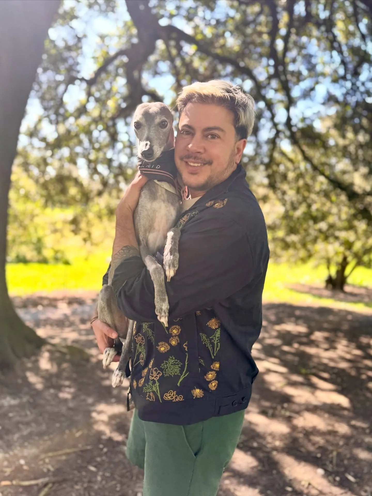 The Mayor&rsquo;s Charity Dog Walk is almost here, and we have a very special guest joining us! The incredible @foxfisher and their legendary dog, Soldier, will be walking alongside the Mayor to support @allsortsyouth

Swipe to watch Fox&rsquo;s spec