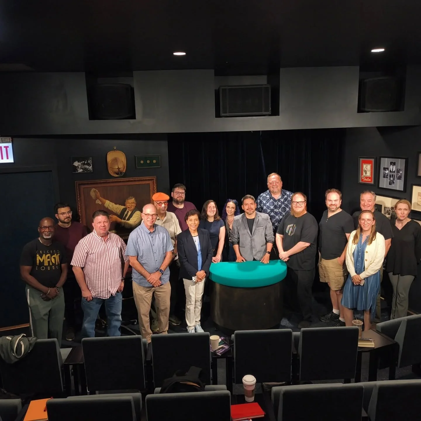 Thanks @alexlinian for a terrific lecture! Great turn out at The Chicago Magic Round Table!