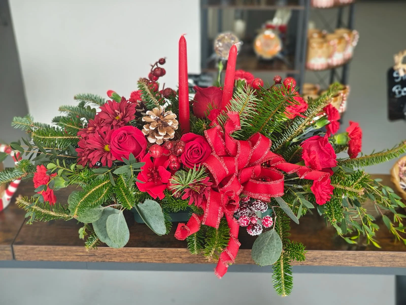 Designer's Choice Holiday Centerpiece