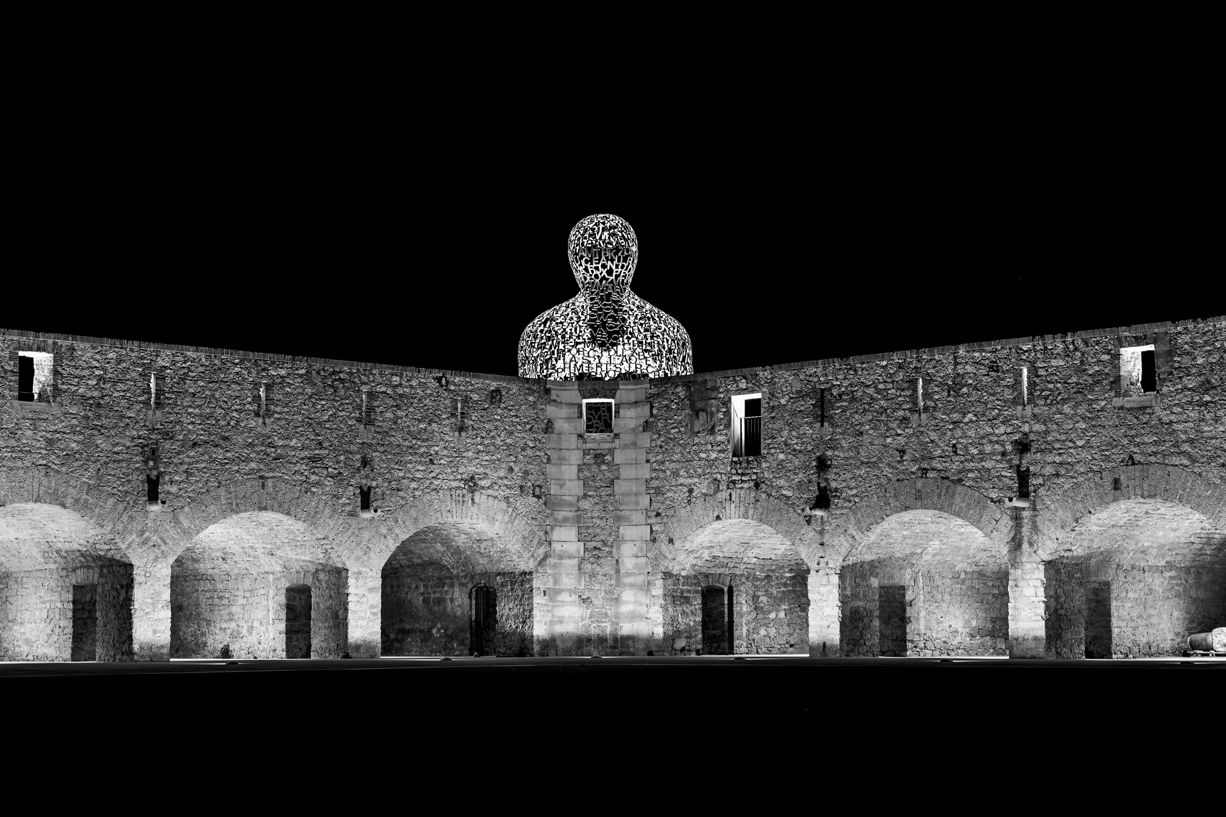 Antibes-By-Night-12.jpg