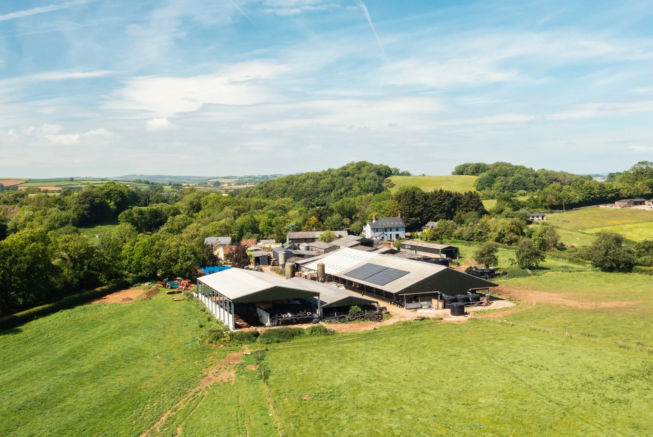 Another grand design brought to life! New VMS robot install in Somerset complete and a new chapter for this family dairy farm begins #dawrefrigeration #dairyengineers #dairyfarm @delaval_ukie  What we&rsquo;ve installed:
&nbsp;
2 x Delaval V300 robot