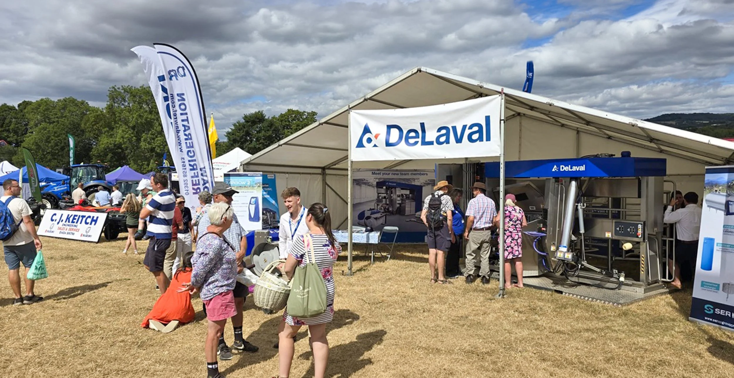 HOLSWORTHY &amp; STRATTON SHOW 2026