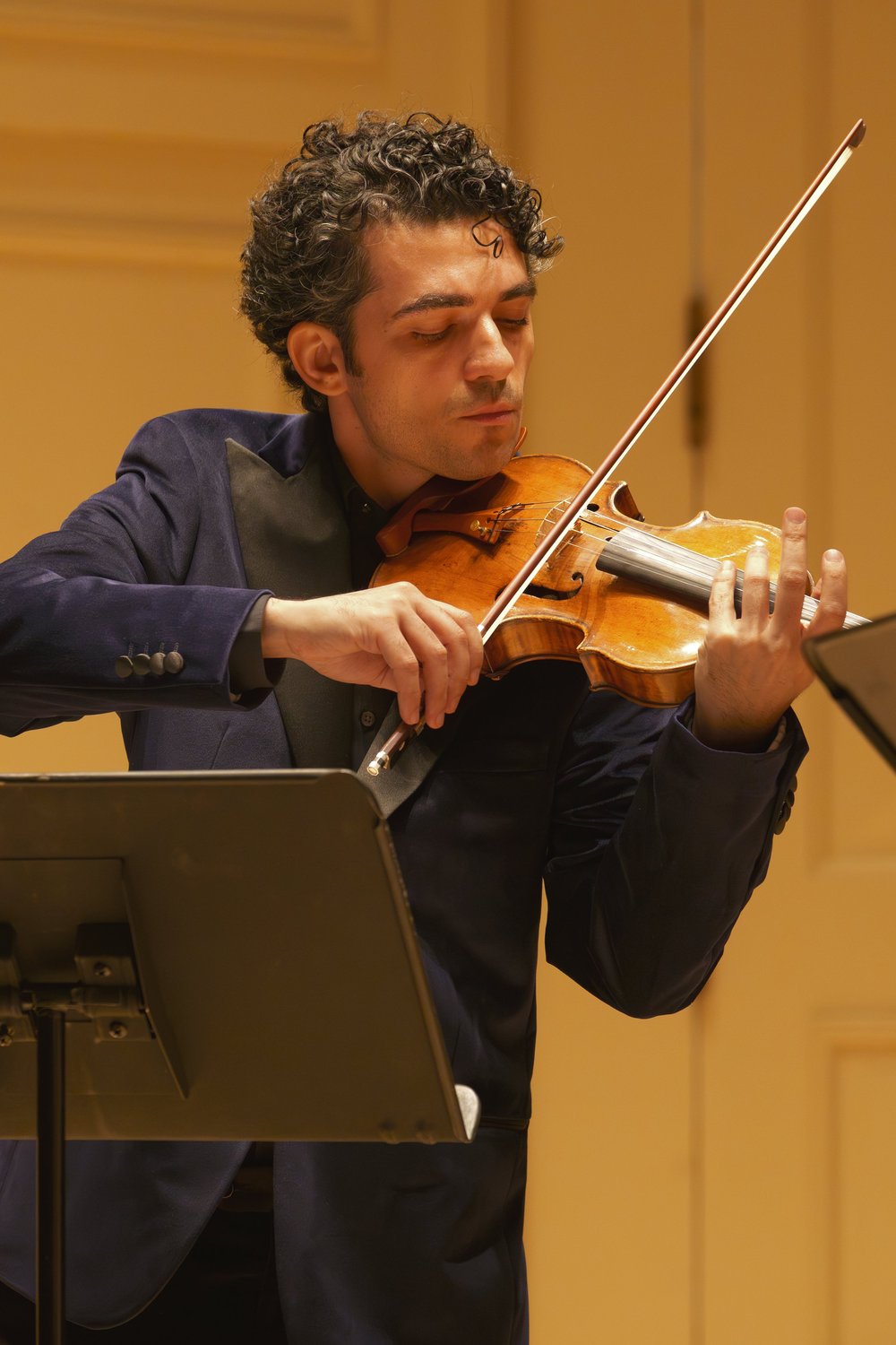 Vartan Mailiantz in Ike Behar suit at Carnegie Hall